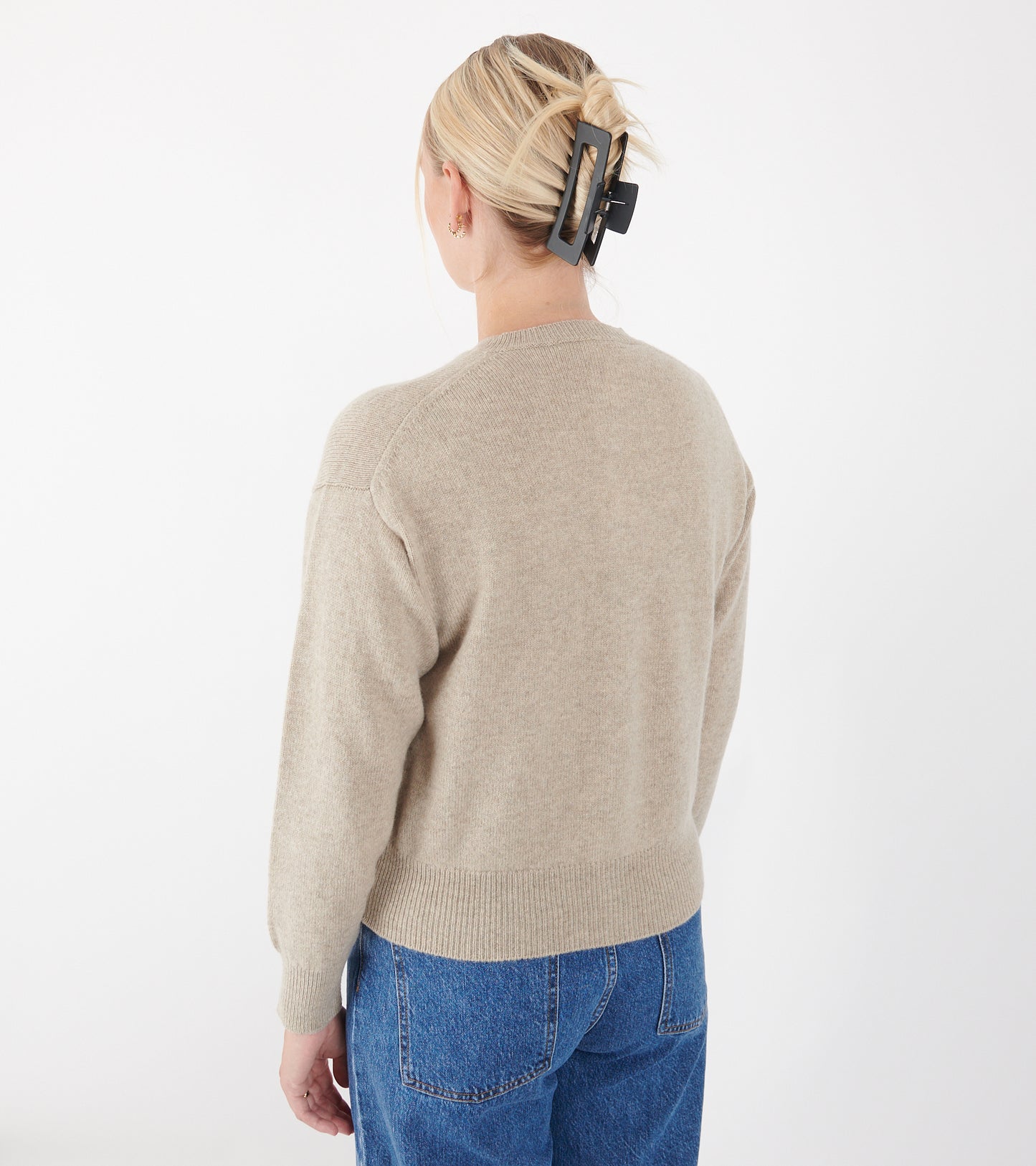 Ada Crewneck Cardigan Oat