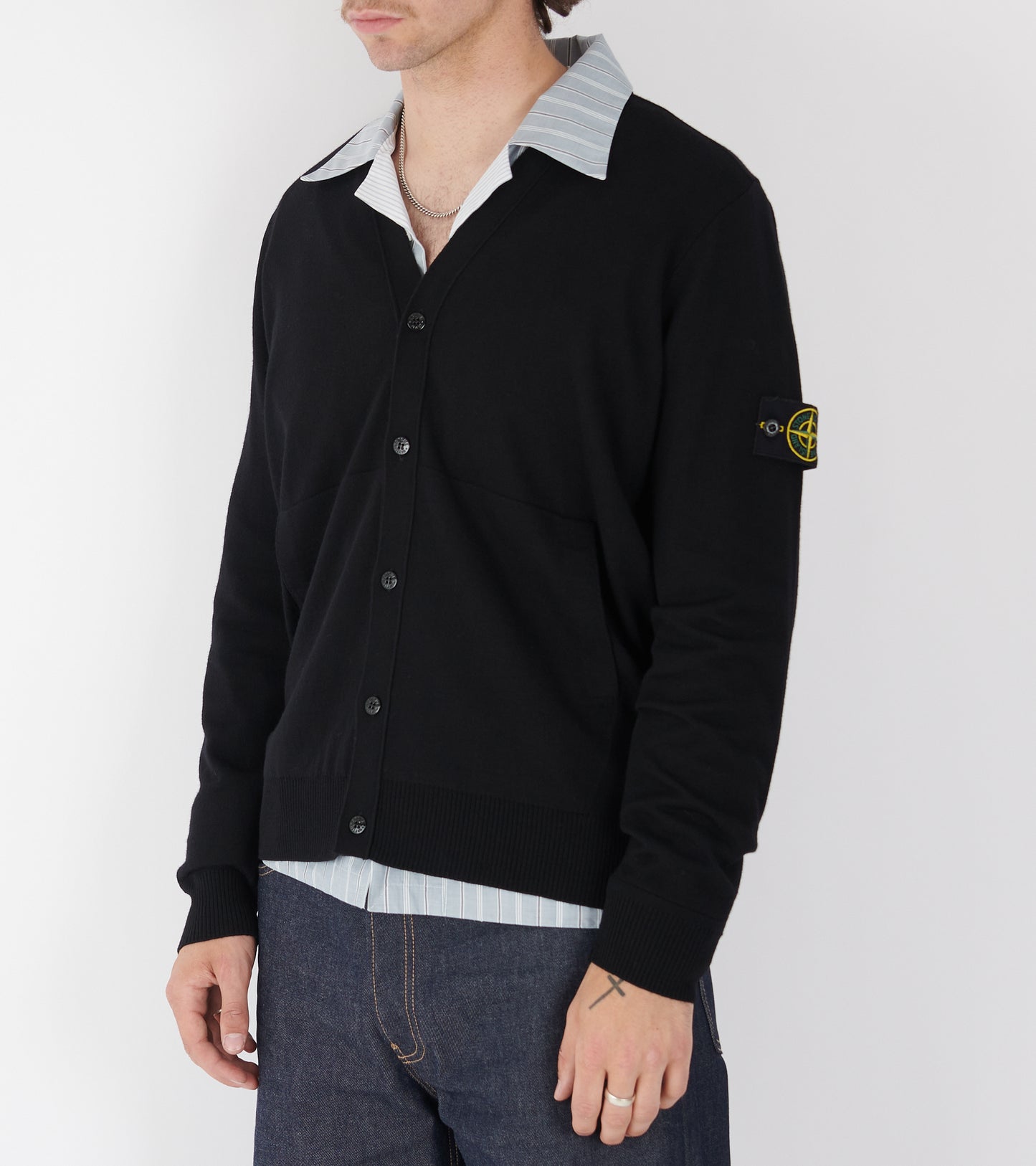 Lightweight Knitted V-neck Cardigan Black