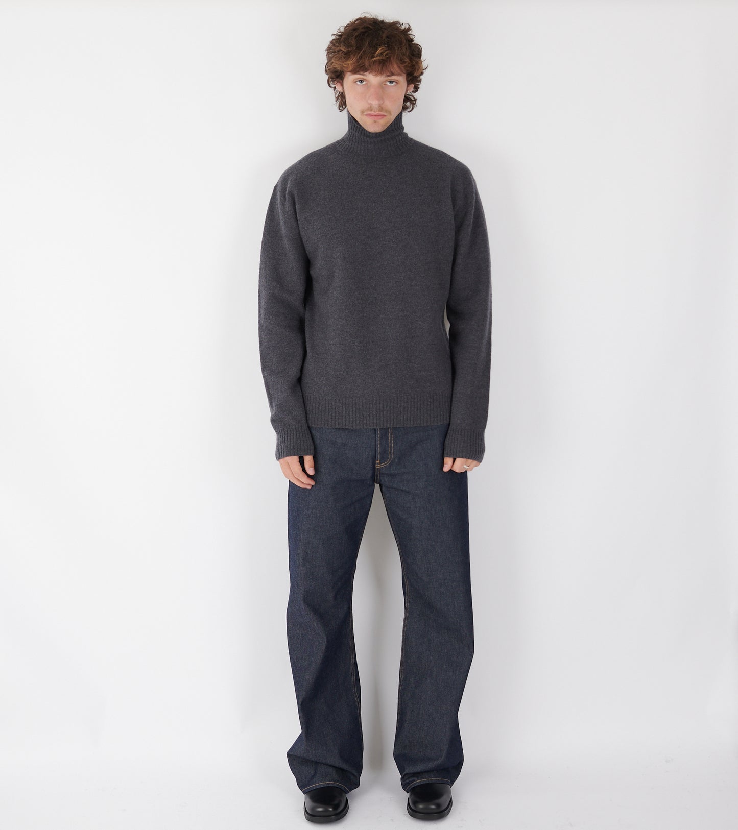 Long-sleeved Turtleneck Jumper Grey