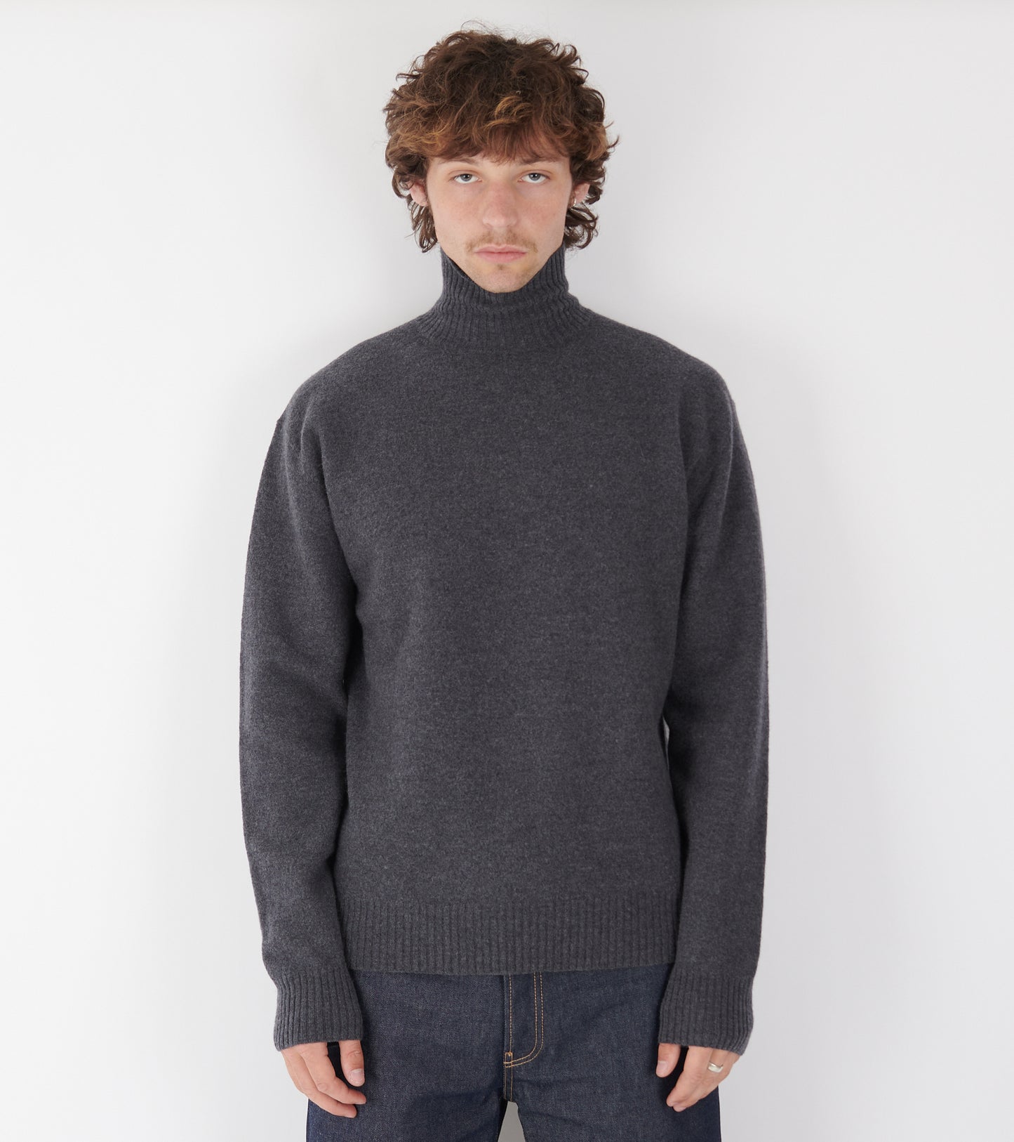 Long-sleeved Turtleneck Jumper Grey