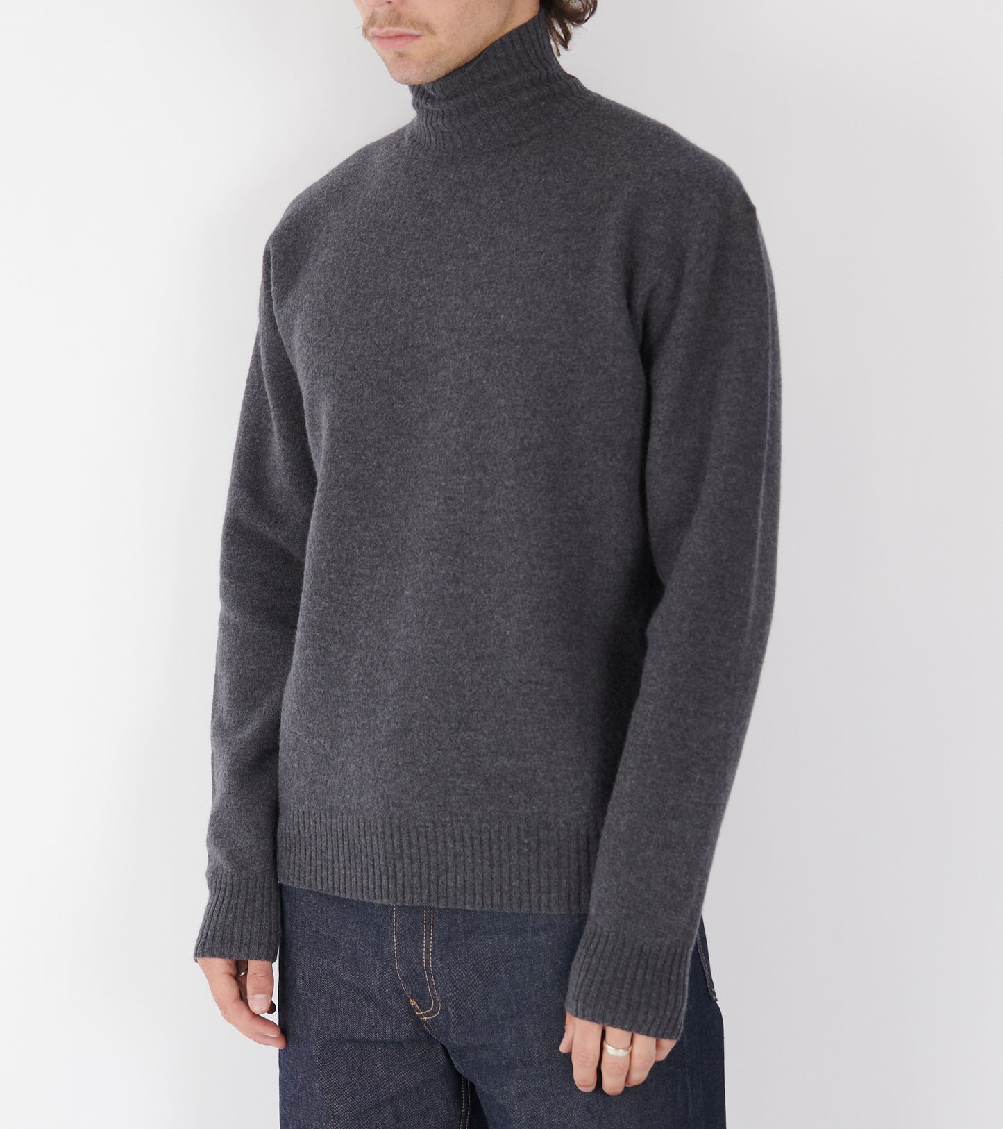 Long-sleeved Turtleneck Jumper Grey