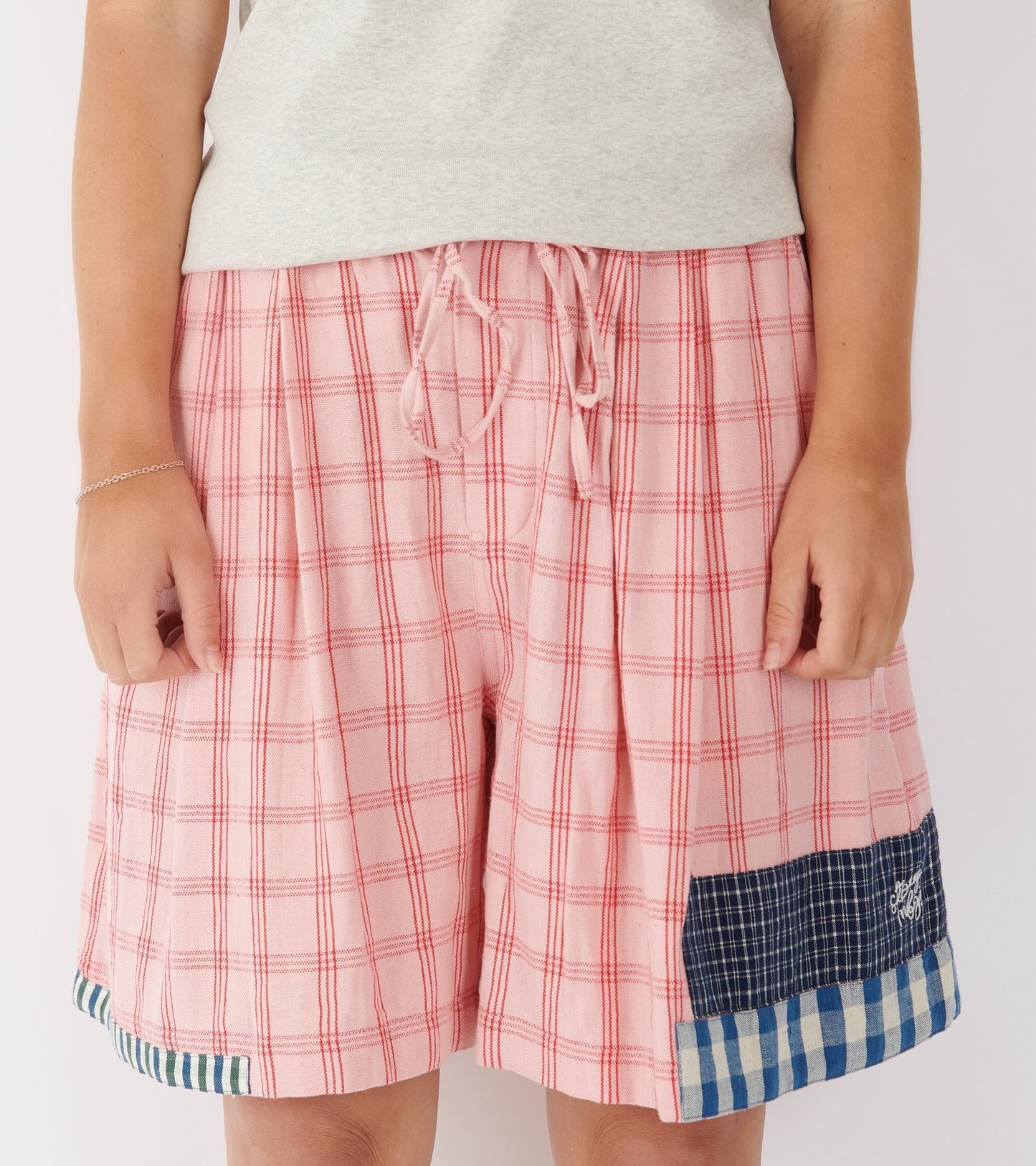 Bridge Shorts Pink Picnic Handloom
