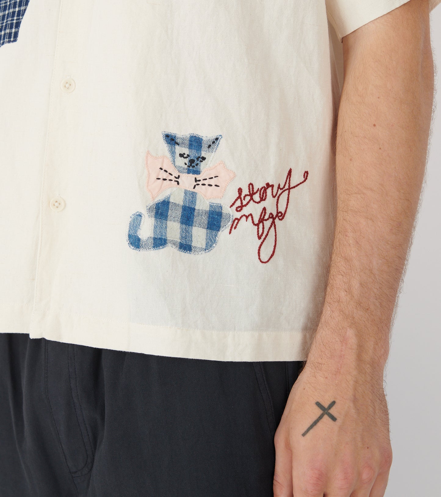 Greetings Shirt Ecru Tales