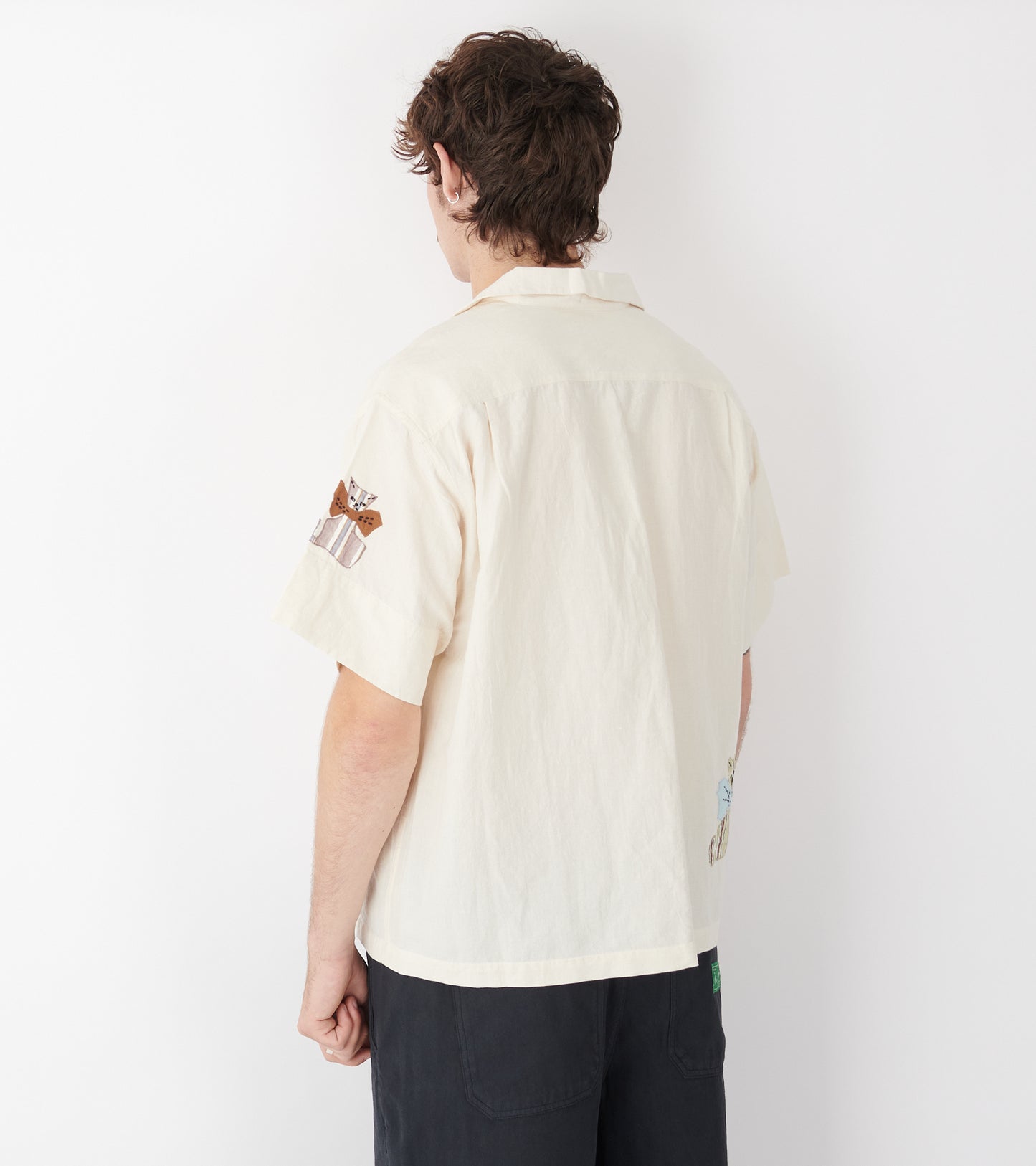 Greetings Shirt Ecru Tales