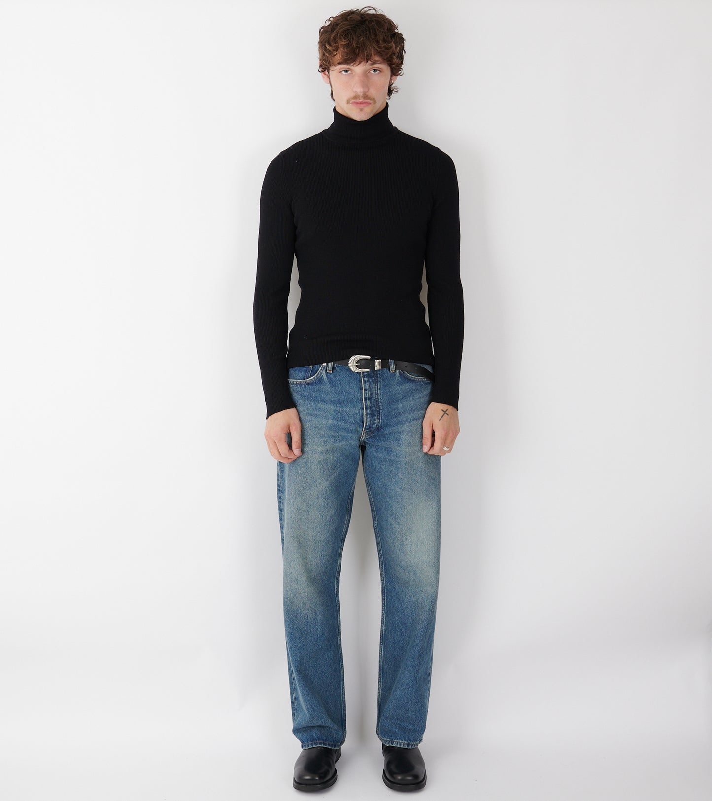 Merino Rib Roll Neck Black