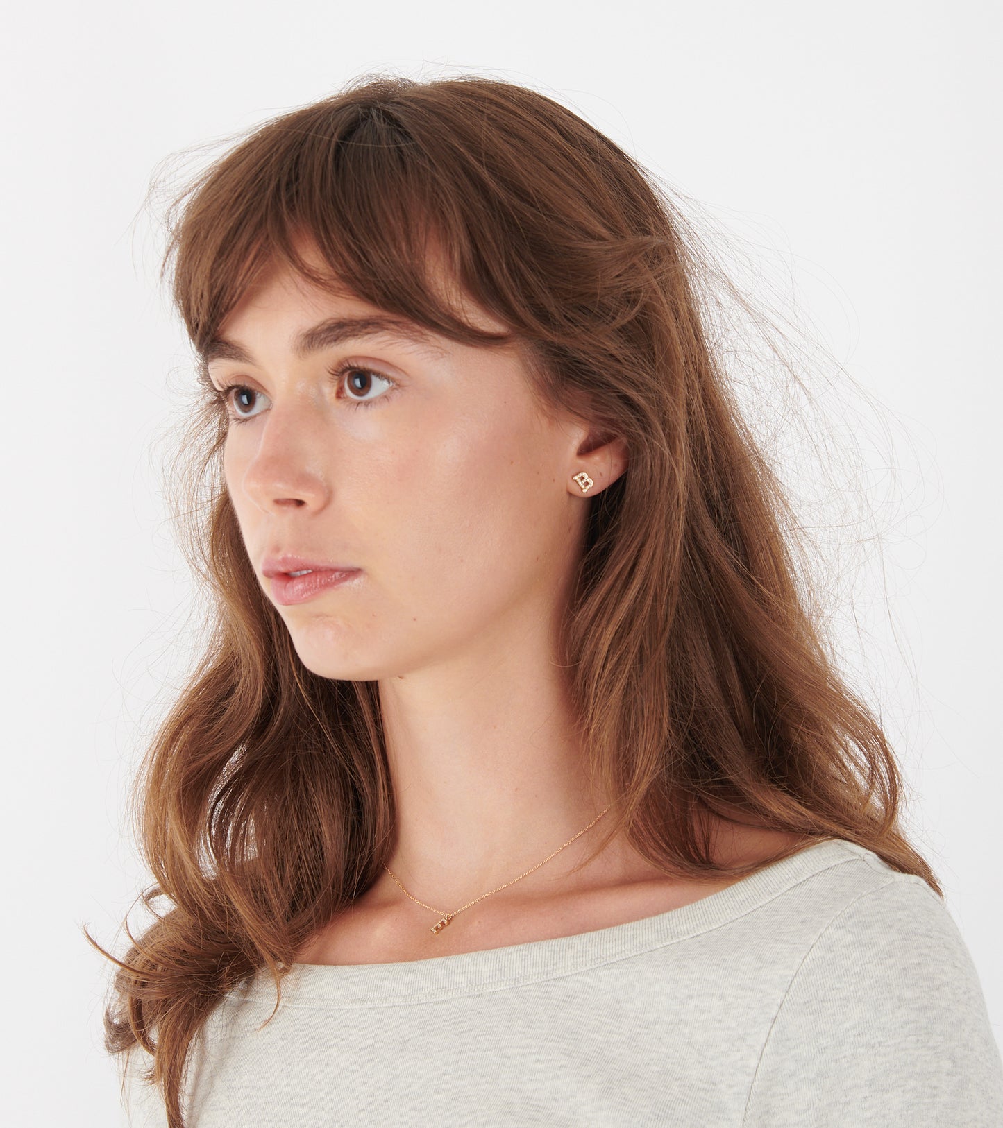 Petite B Earring Gold