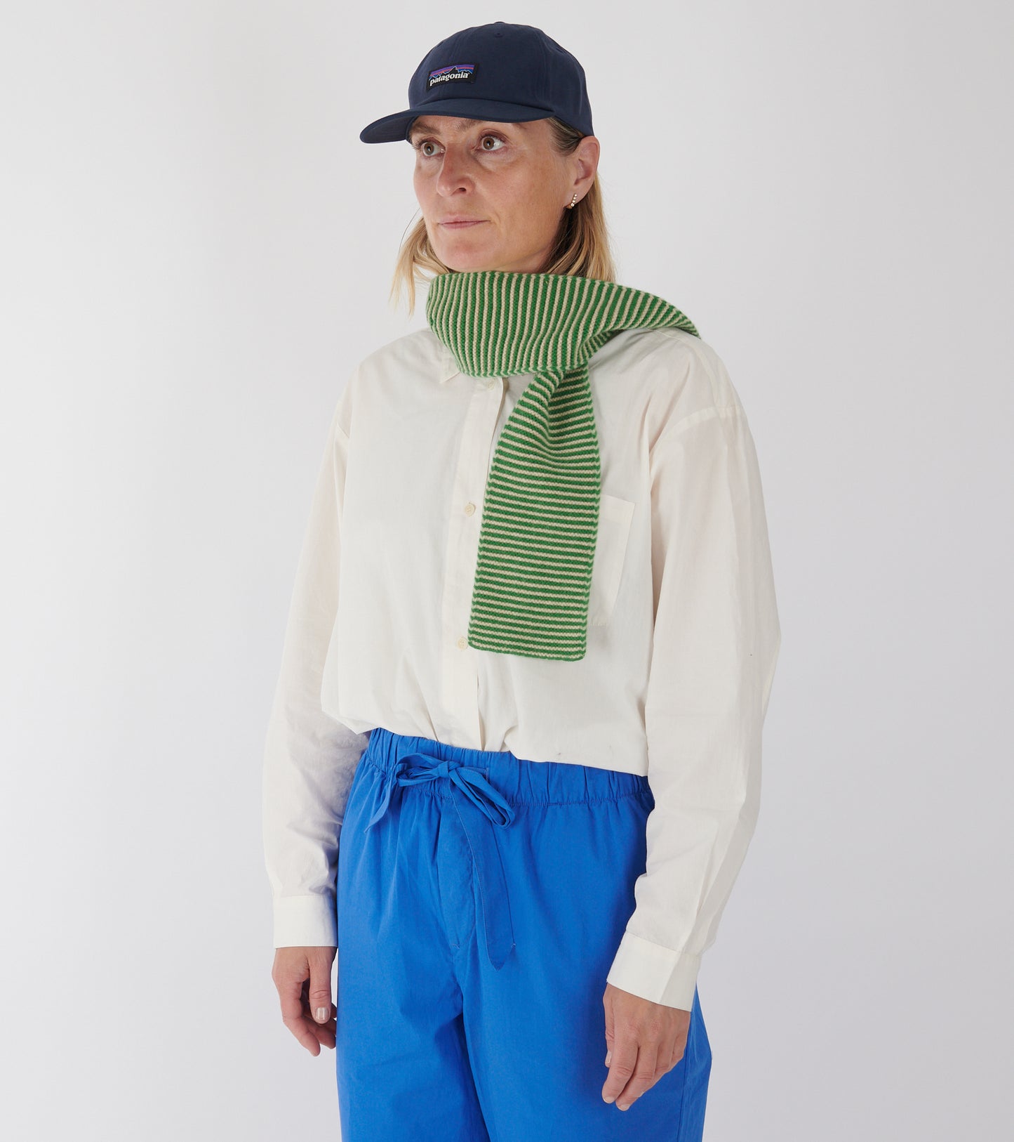 Small Thin Stripe Gartner Stitch Scarf Pagoda/Oatmeal