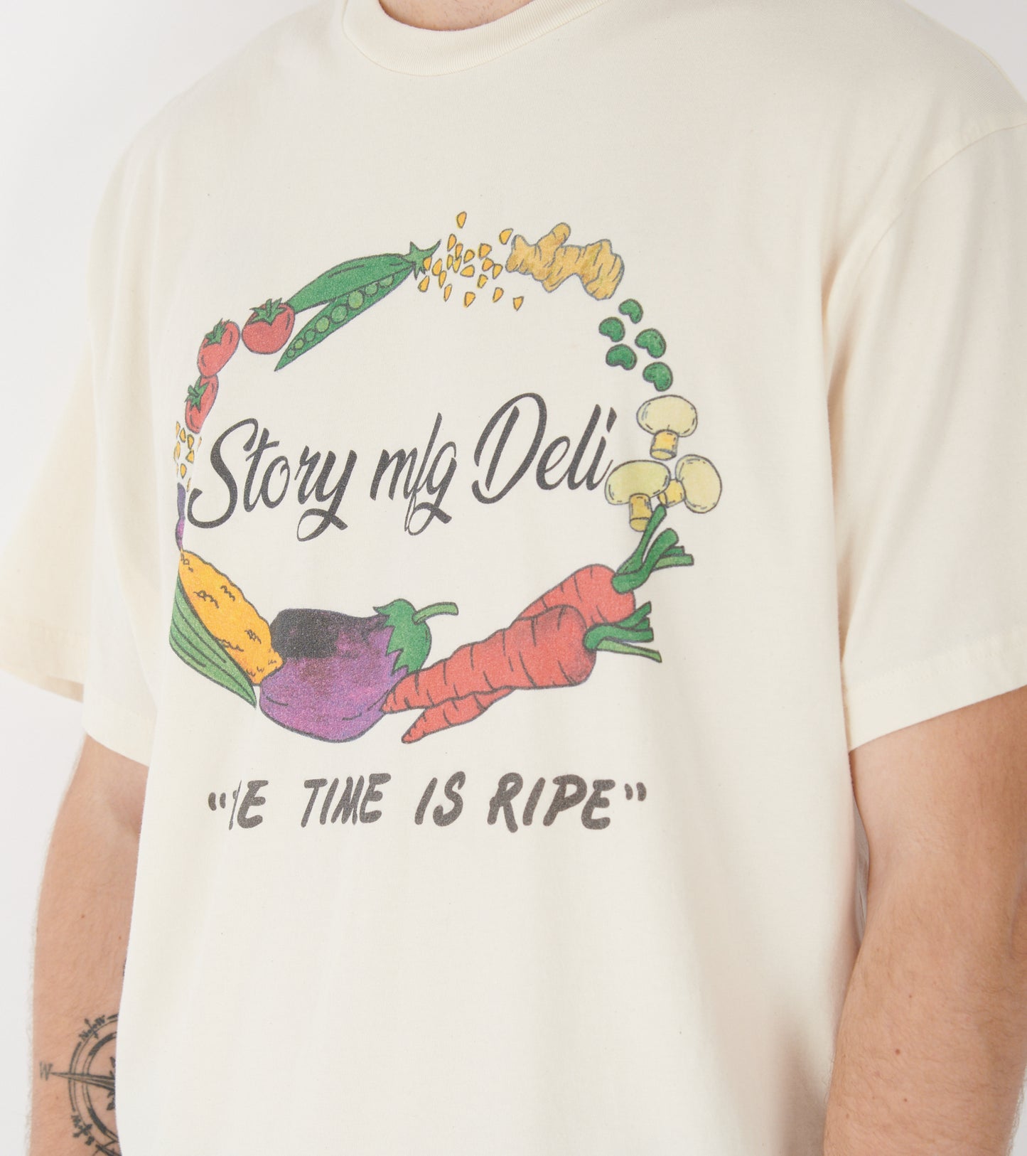 Grateful Tee S/S Ecru Story Deli