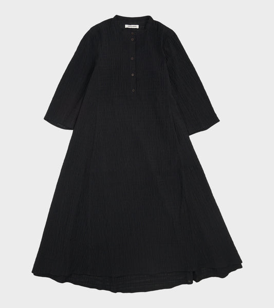 Low Pulse Dress Black
