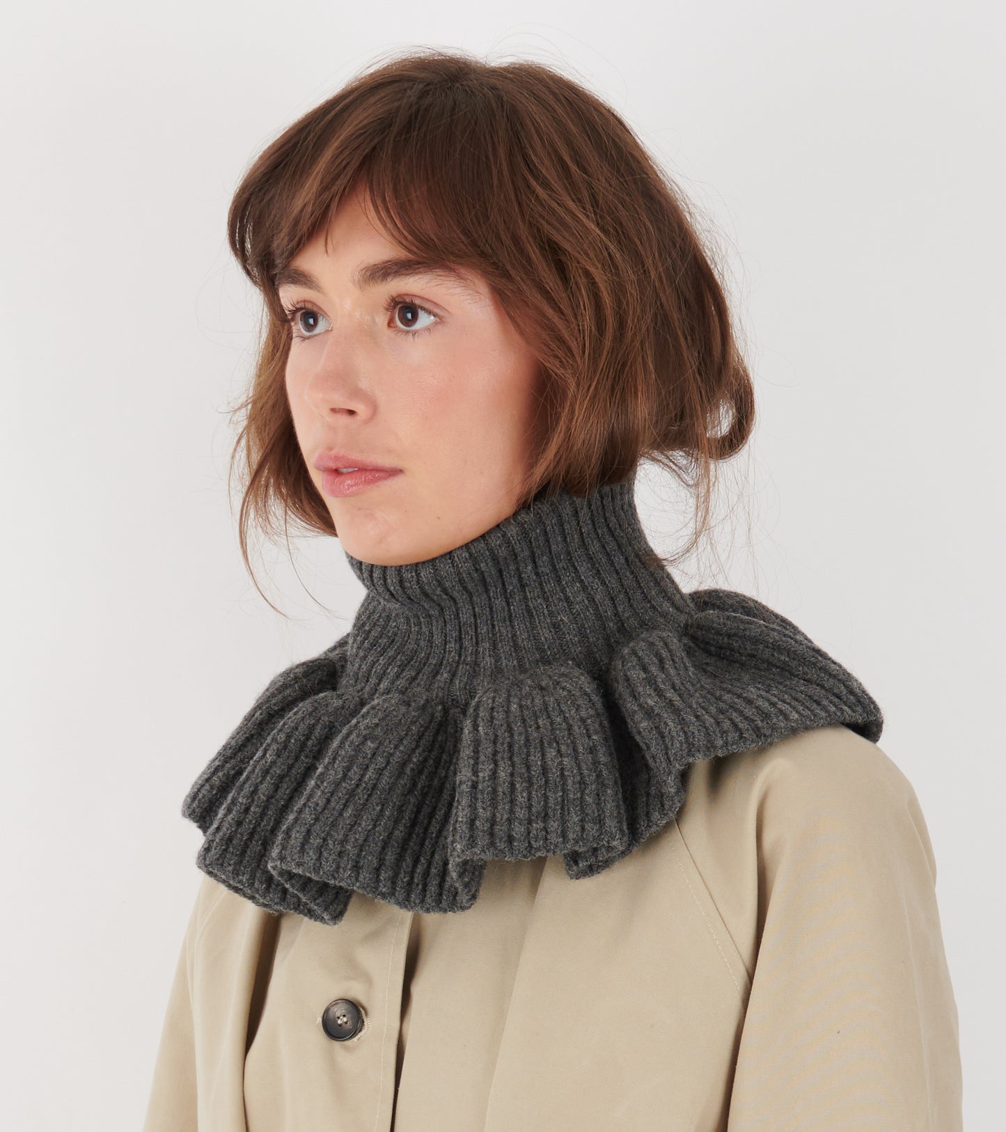 British Merino Wool Ruffle Collar Slate