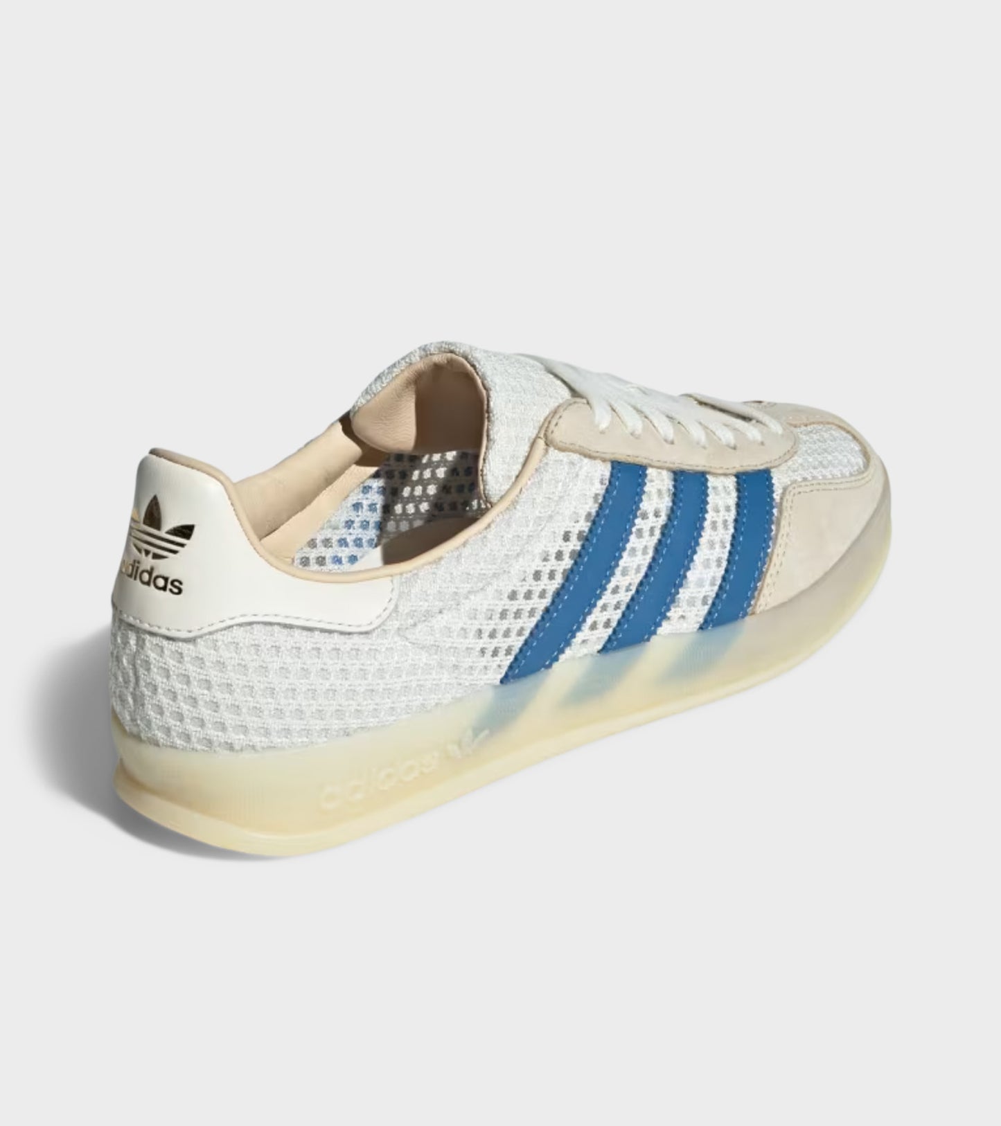 Gazelle Indoor Off-white/Focus Blue/Warm Vanilla