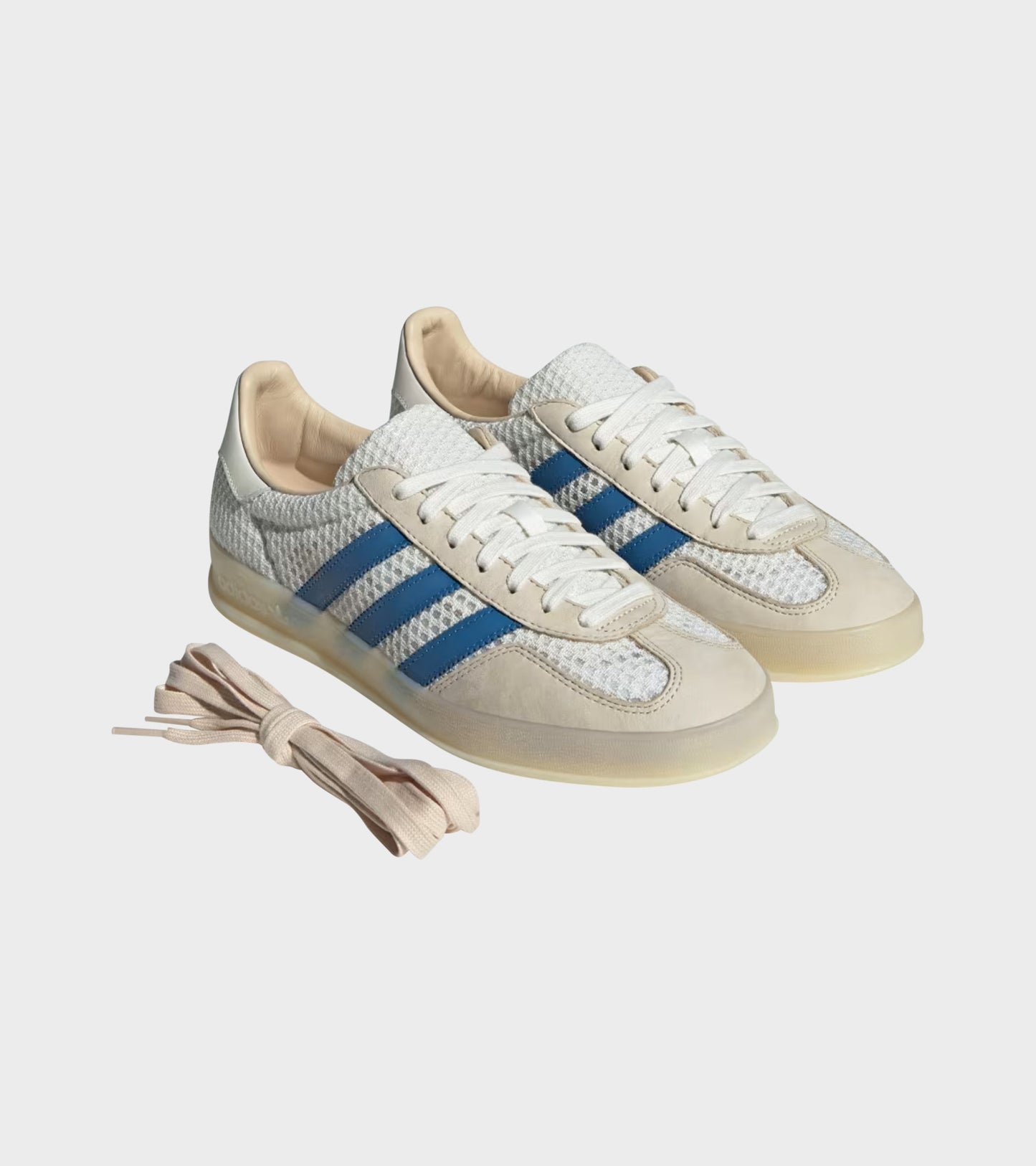 Gazelle Indoor Off-white/Focus Blue/Warm Vanilla