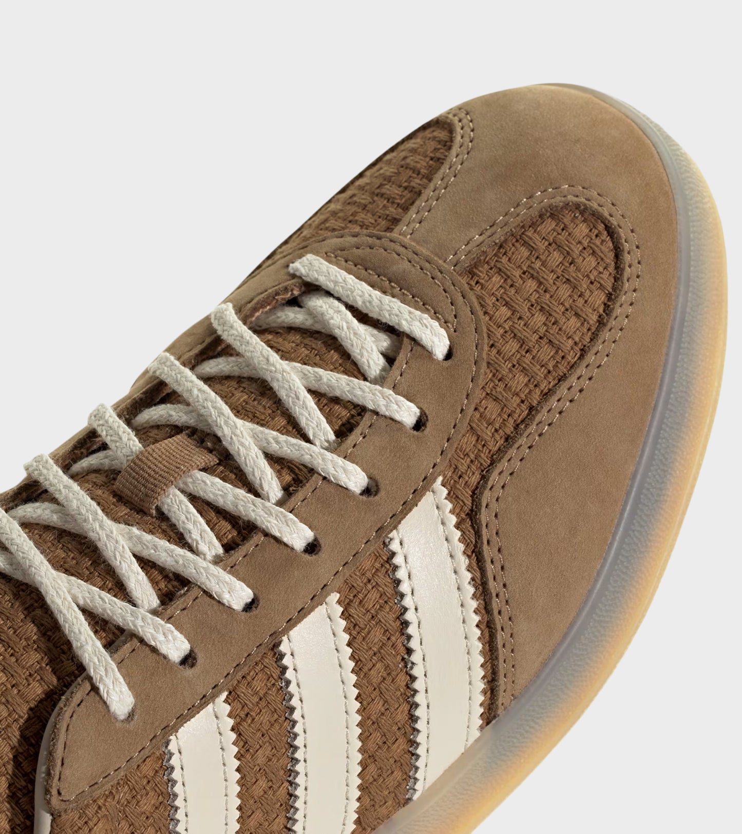Gazelle Indoor Brown Desert/Wonder White/Magic Beige