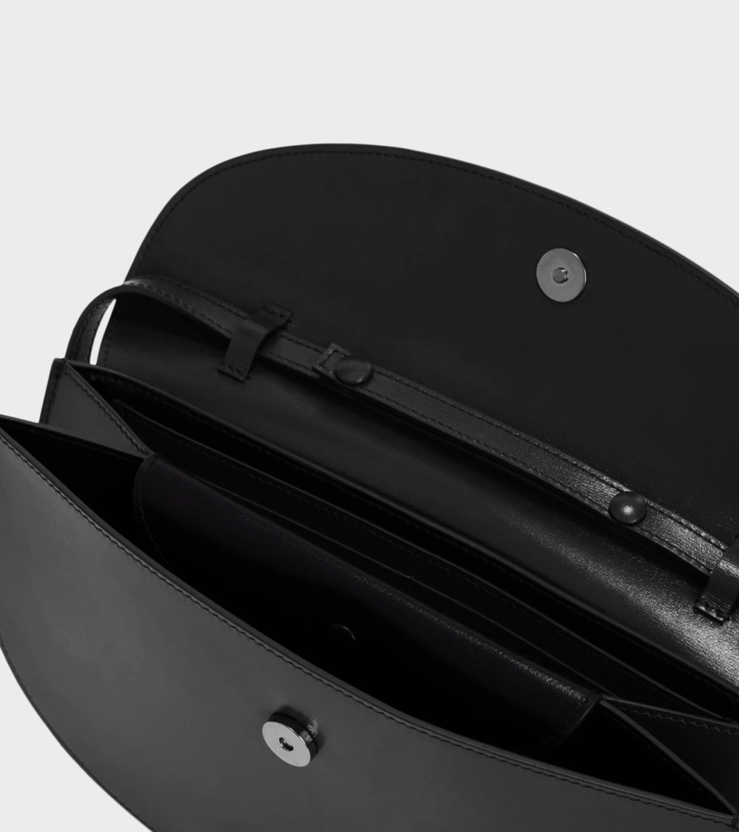 Curve Wallet Bag Black