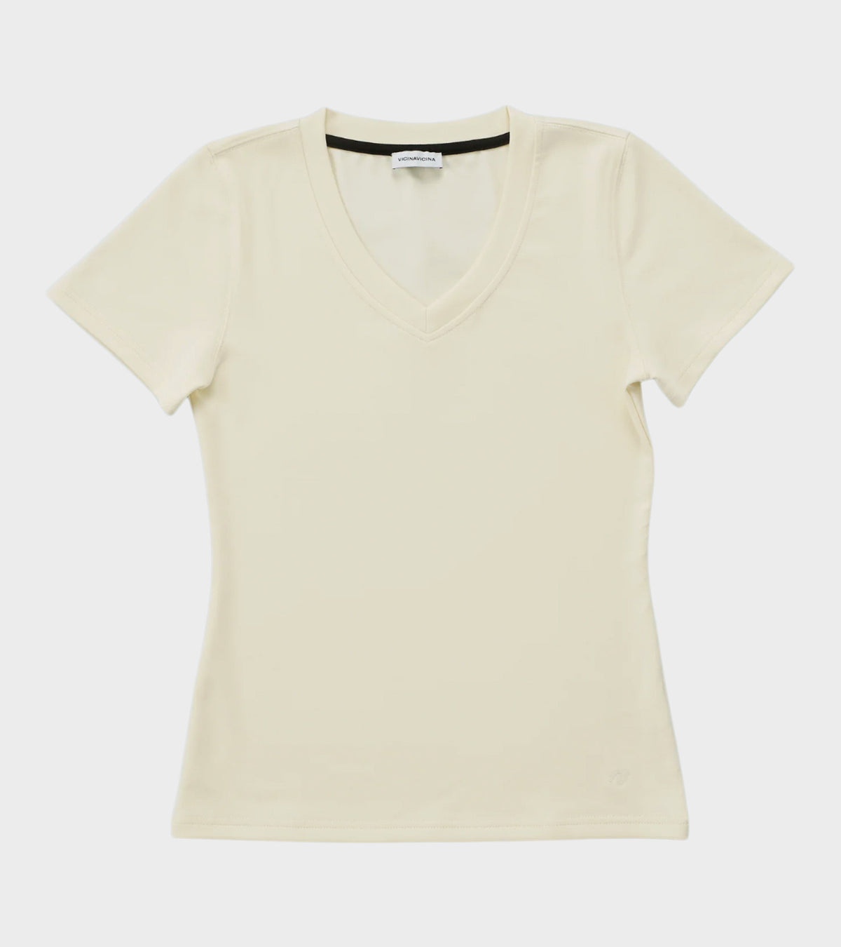 Vera's V-Neck Tee Shirt Cream