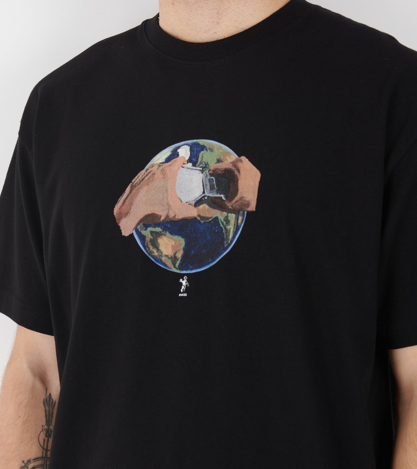 Turbulence Tee Black
