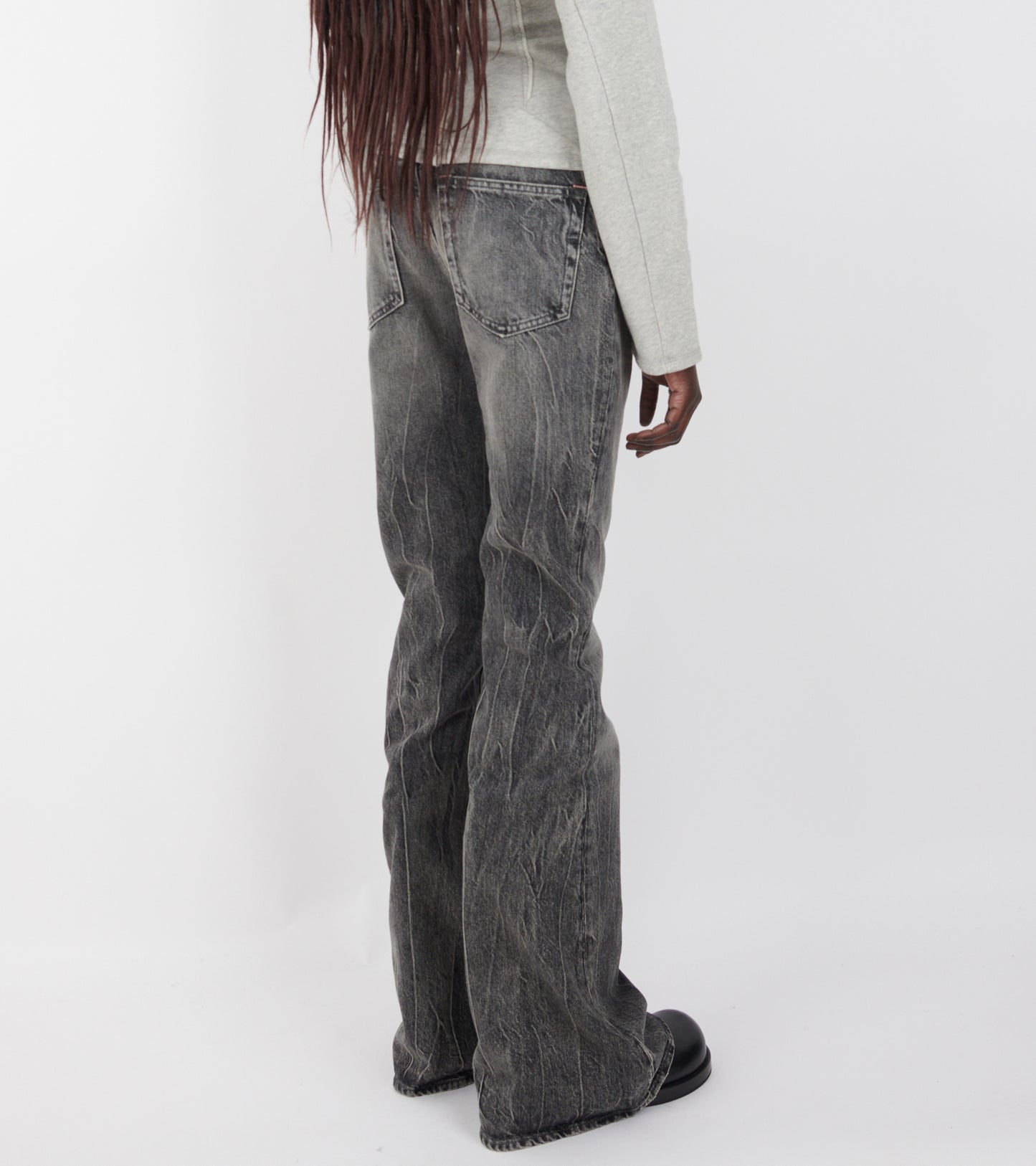 2025F Gothik Fitted Jeans Washed Black