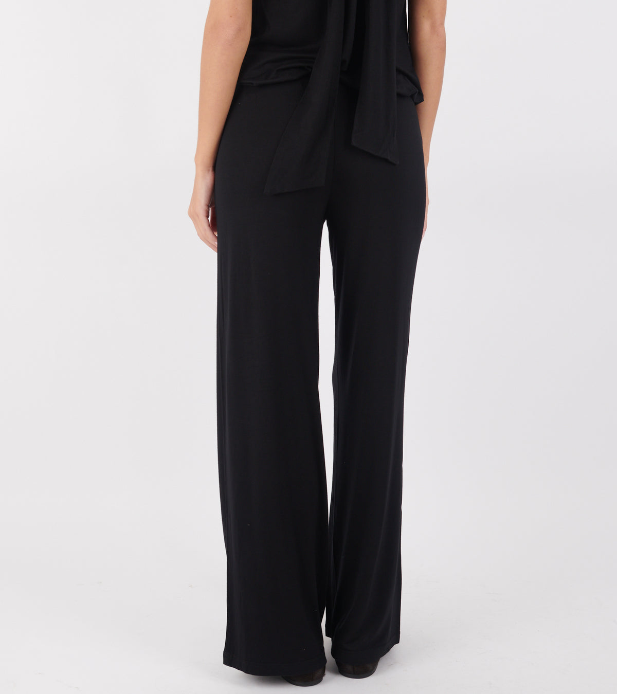Moment Pants Regular Length Black