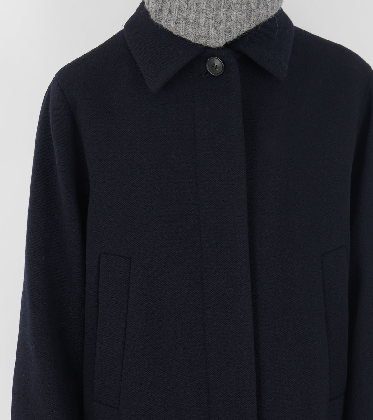 Noah Coat Black Navy