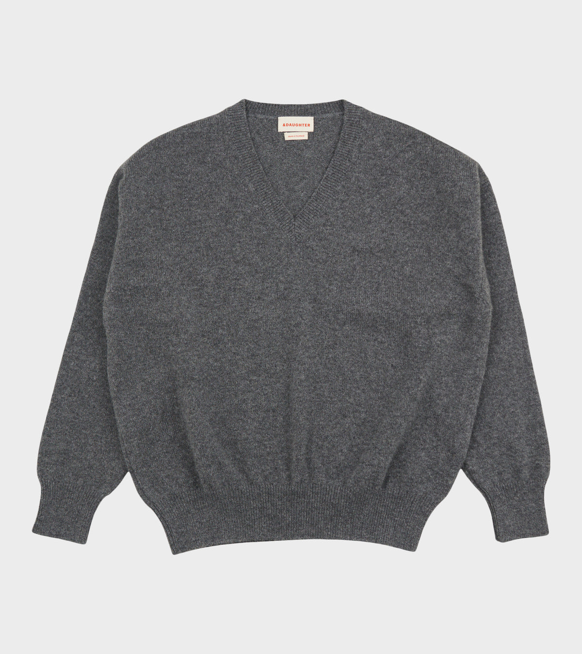 Innes Slouch V-Neck Geelong Lambswool Derby Grey
