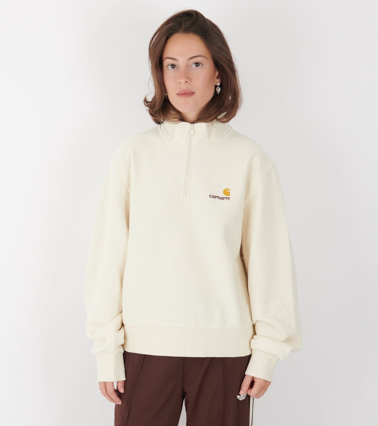 W American Script High Neck Sweat Natural