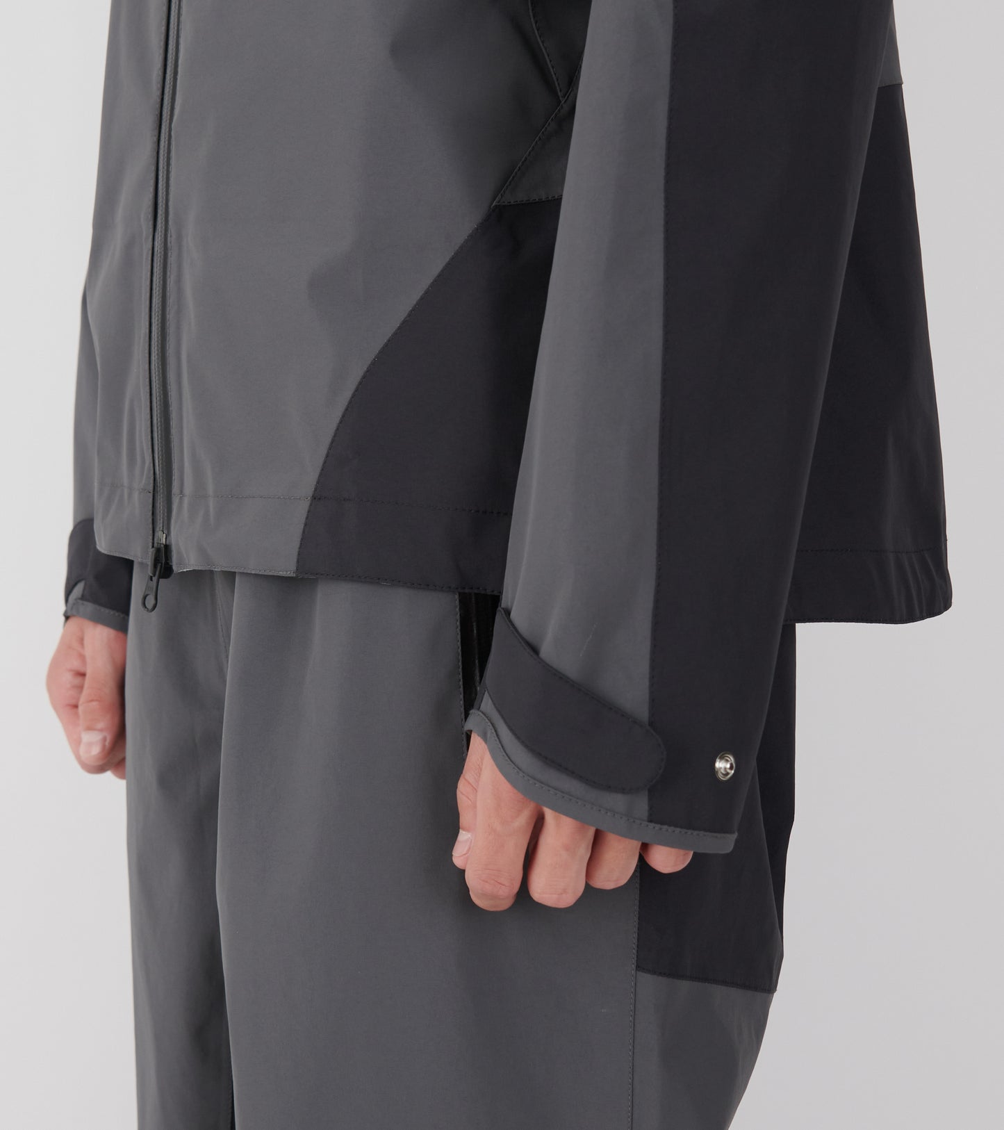 Dyngja Shell Jacket Black/Grey