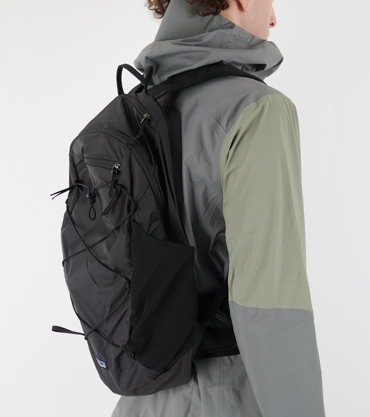 Terravia Pack 22L Black