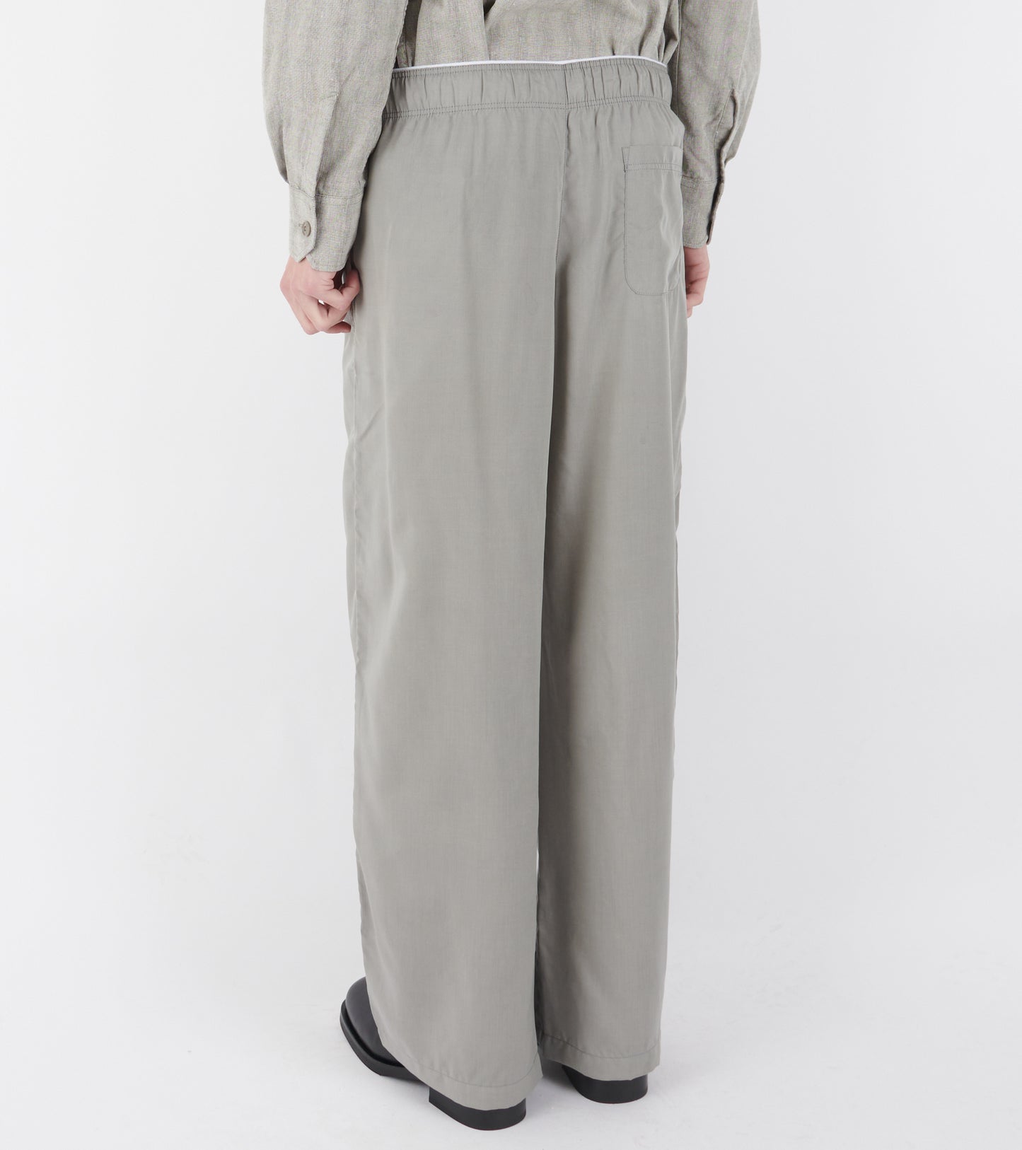 Leisure Trouser Willow Grey Softflow Tencel