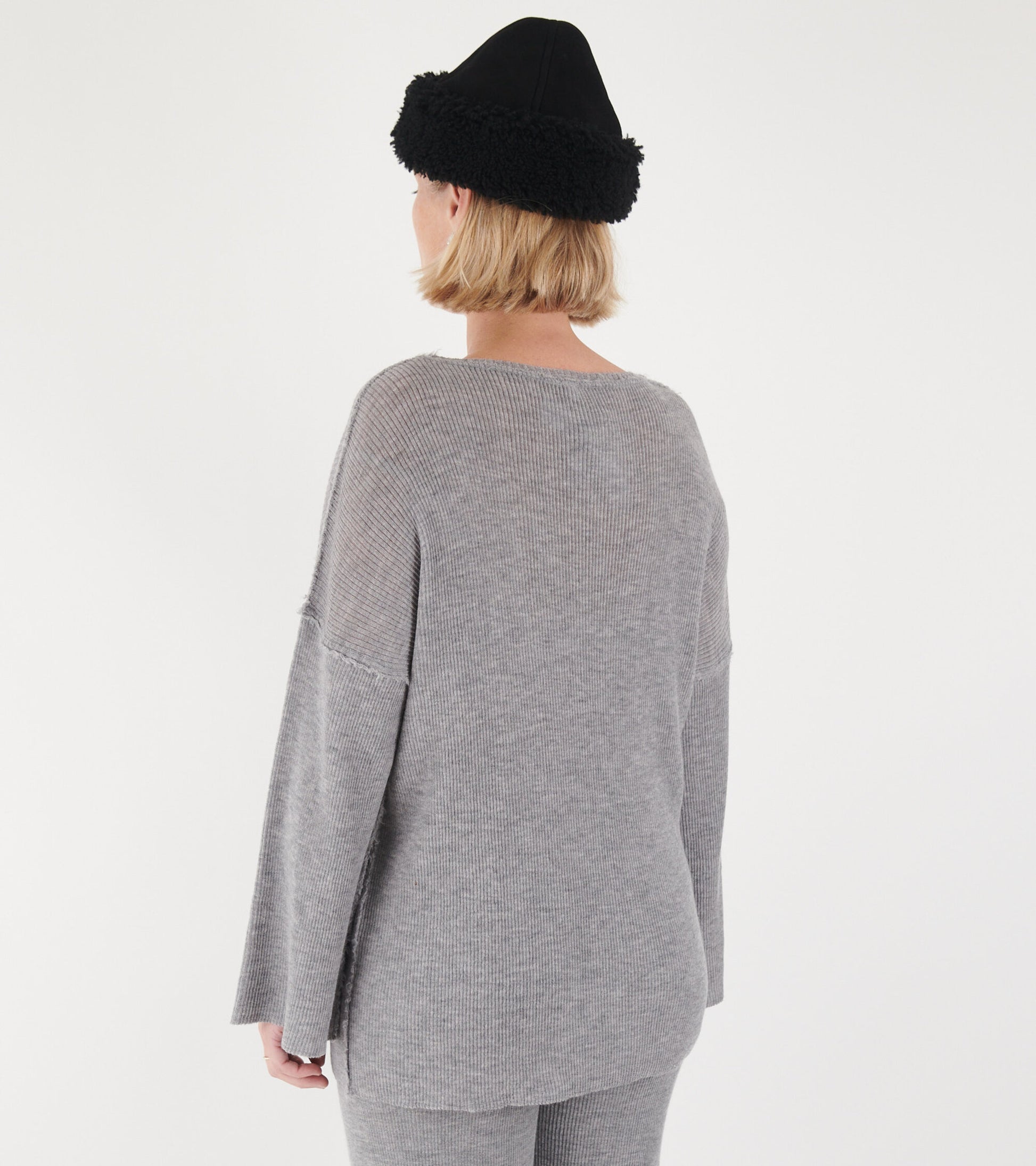 Billa Knit Light Grey
