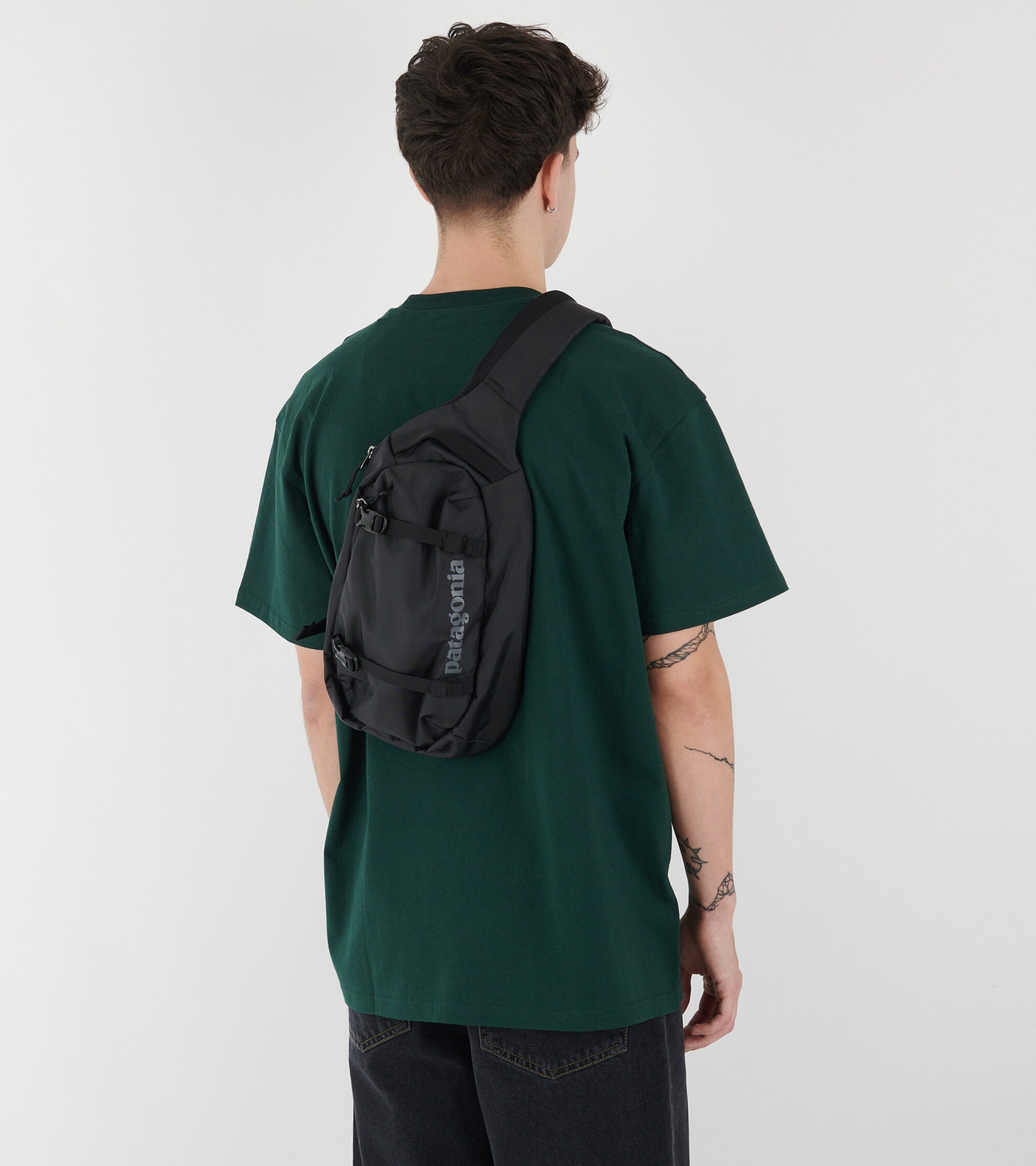 Atom Sling 8L Bag Black