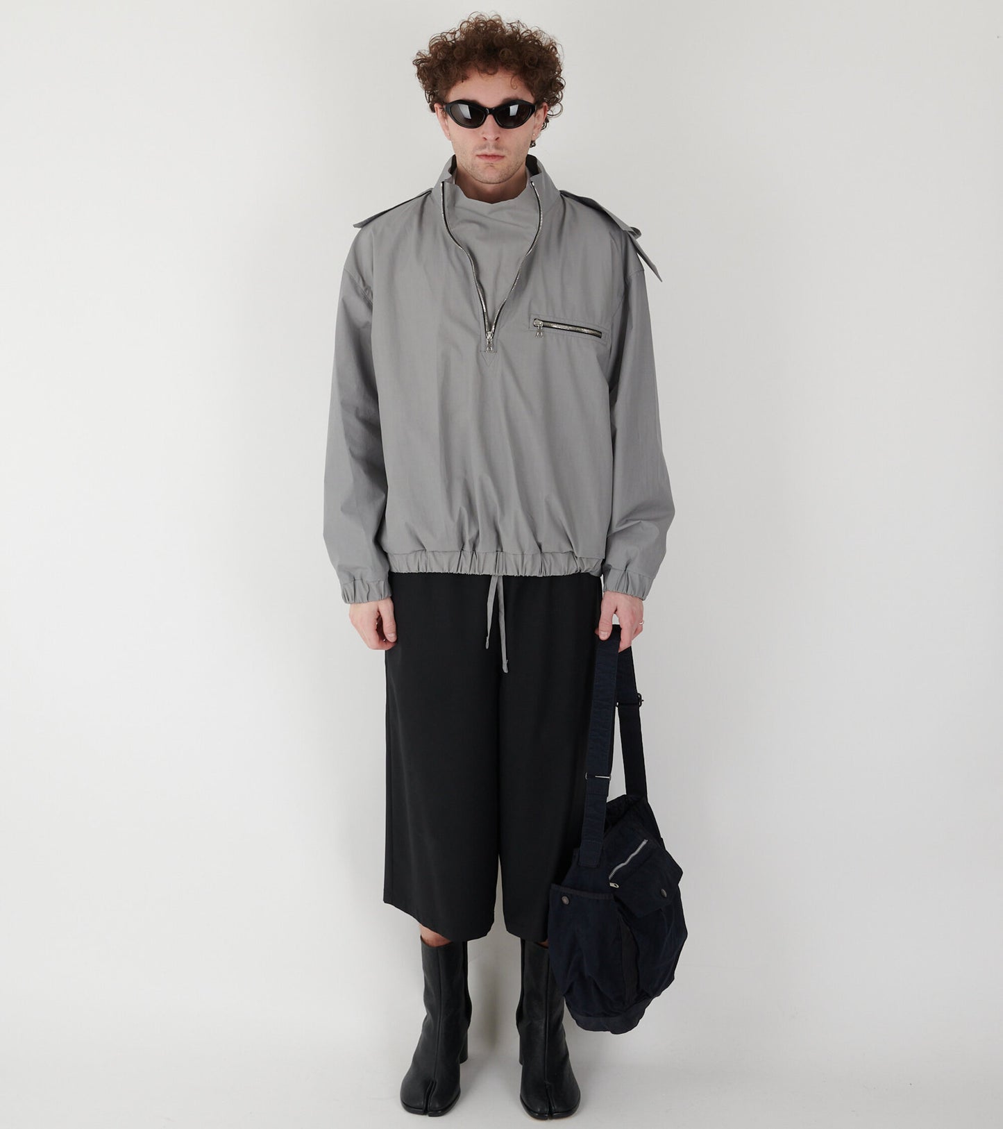 Crag Shoulder Bag L Navy