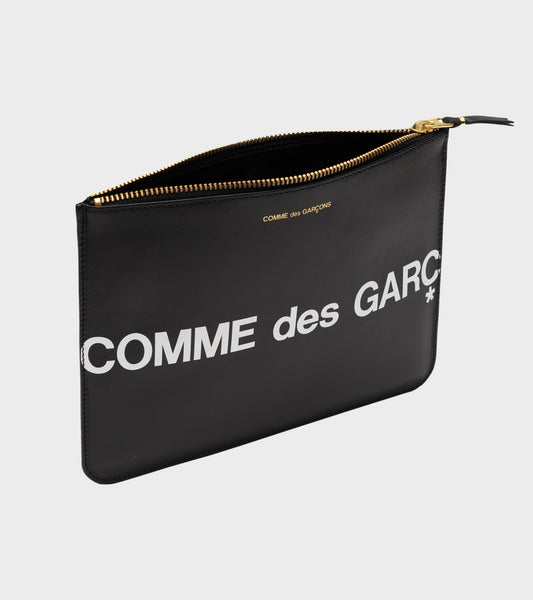 Clutch Huge Logo Black