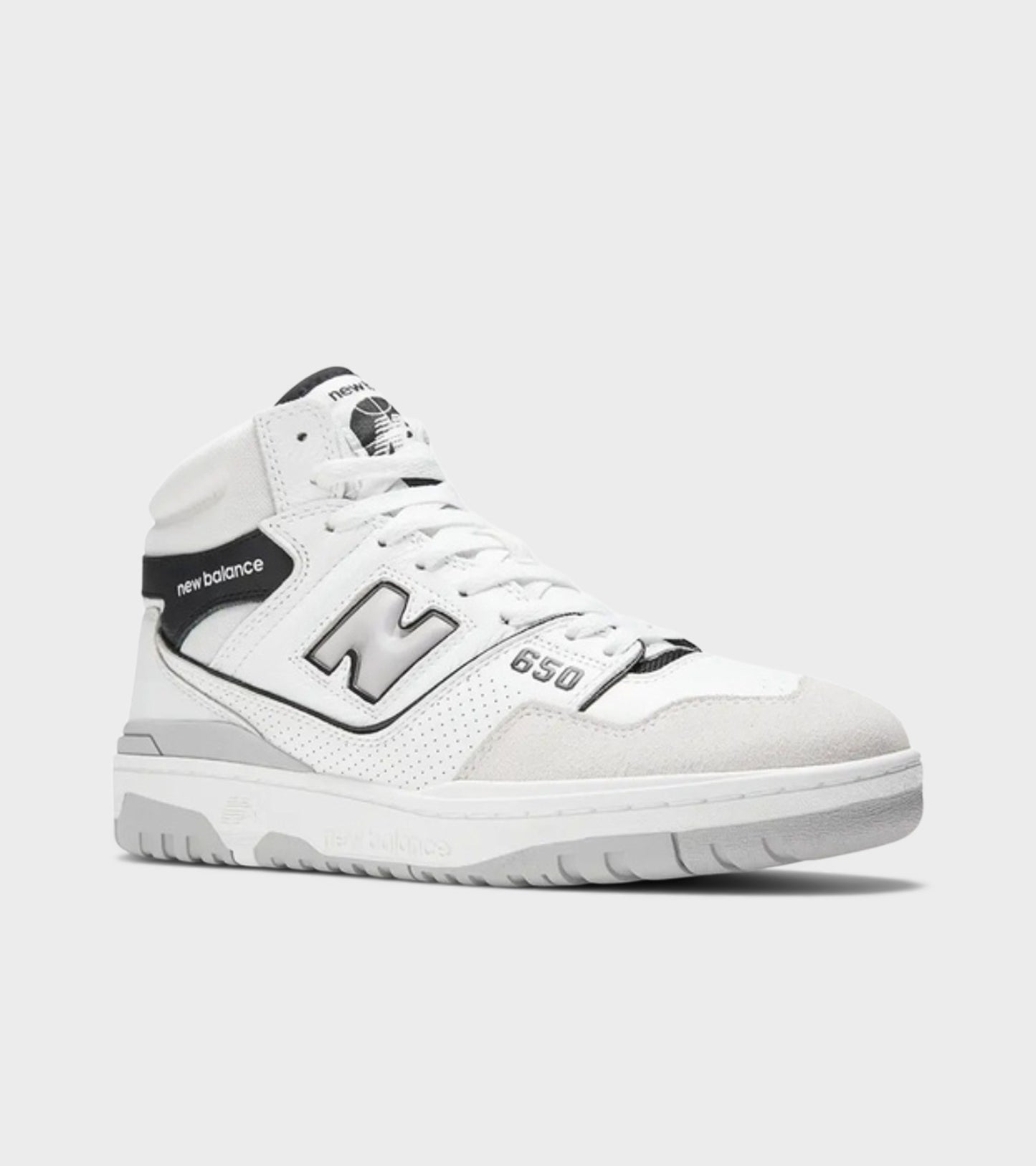BB650RWH White/Black