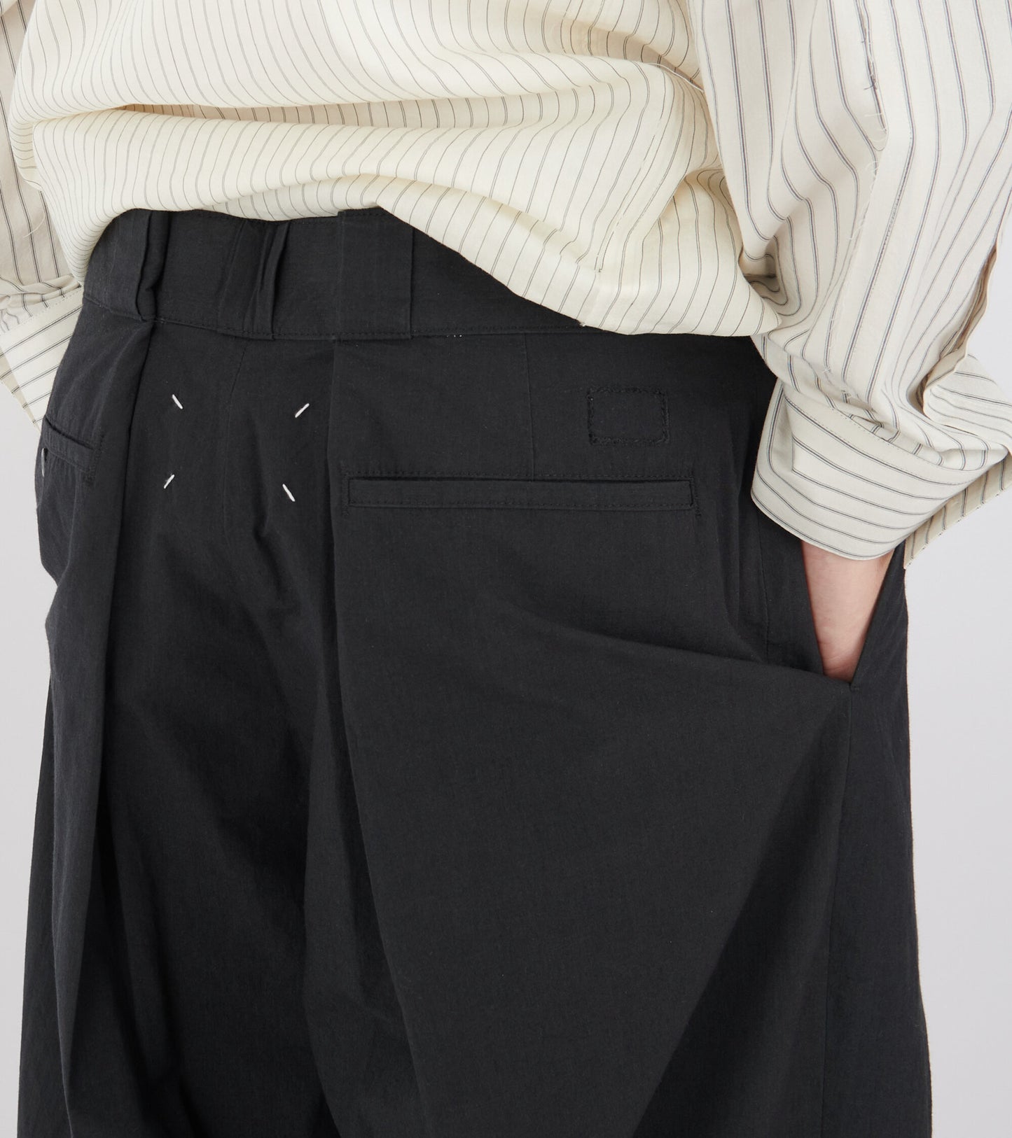 Pleat Trousers Black