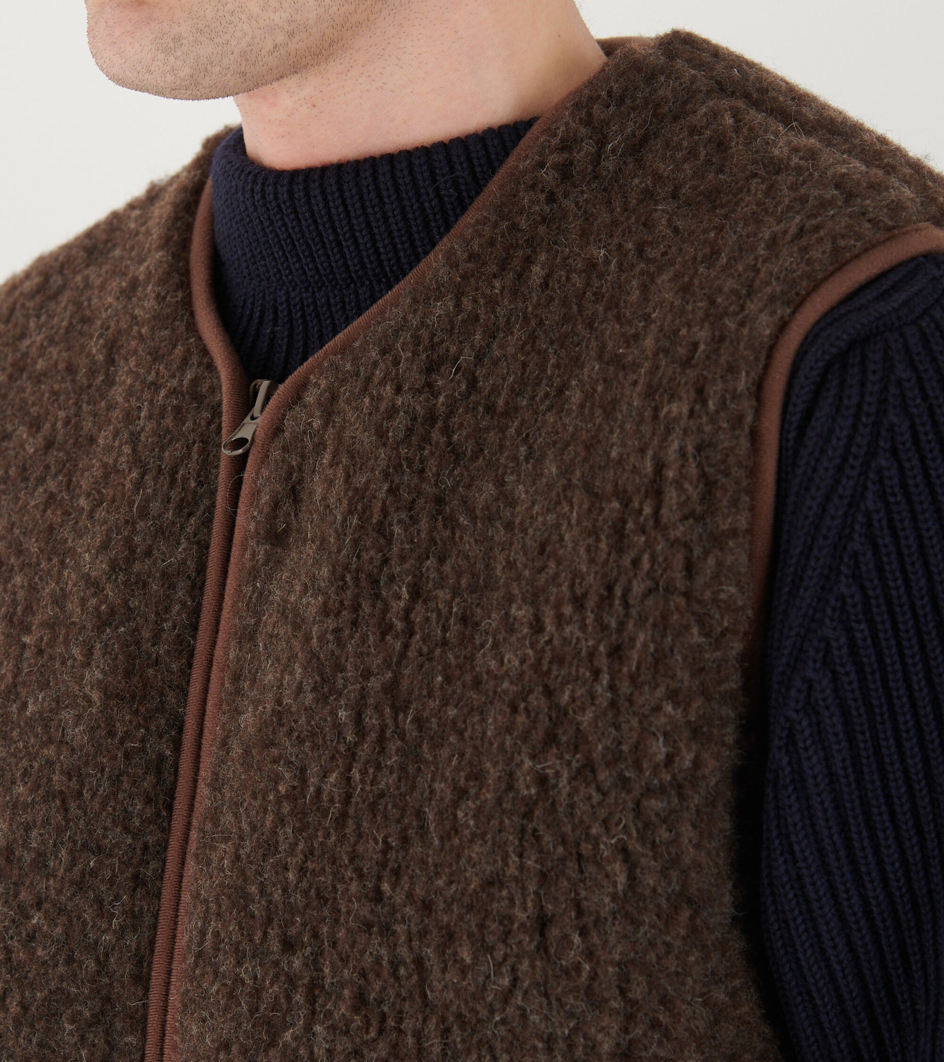 Zip Vest Dark Brown