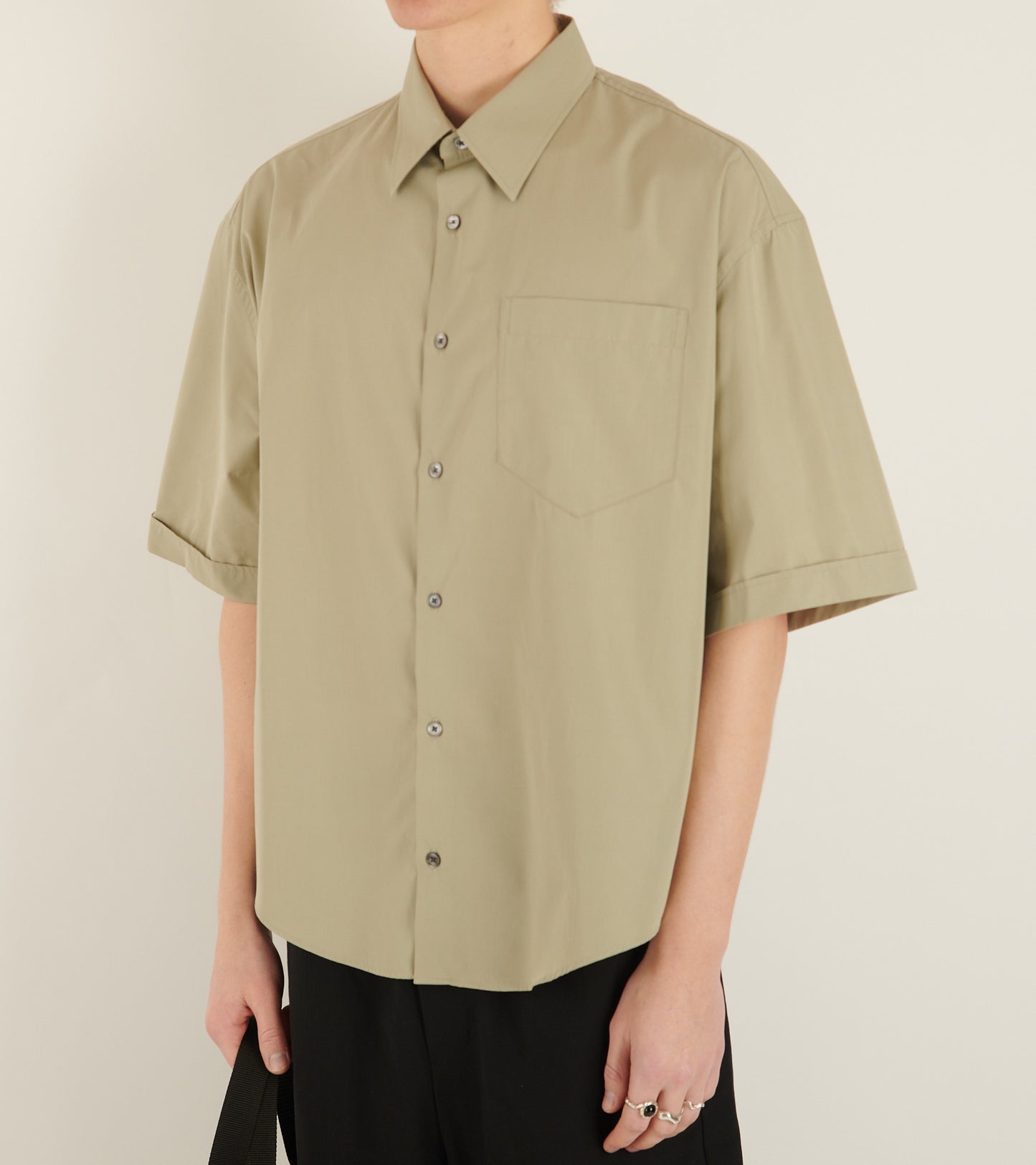 Boxy S/S Shirt Khaki
