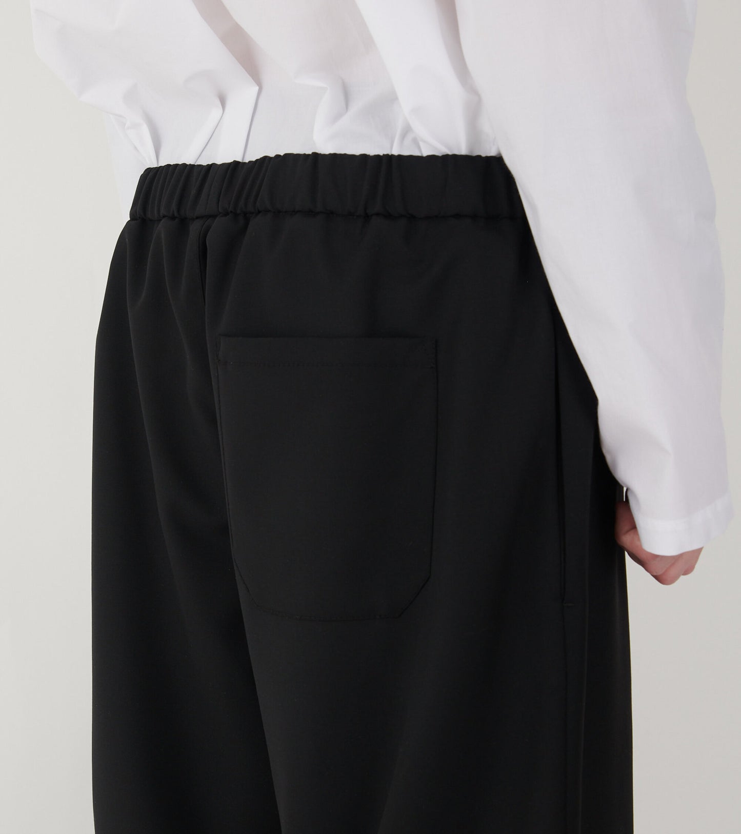 Poplin Wool Bermuda Shorts Black