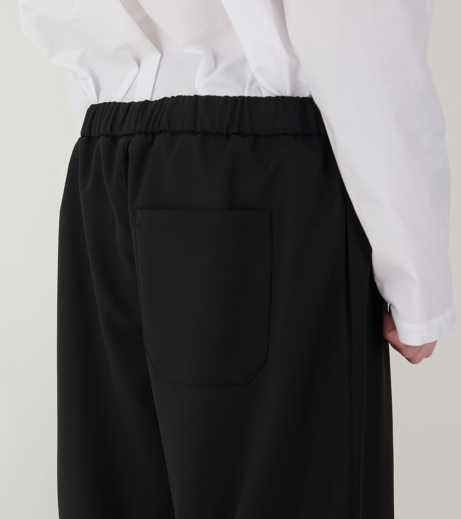 Poplin Wool Bermuda Shorts Black