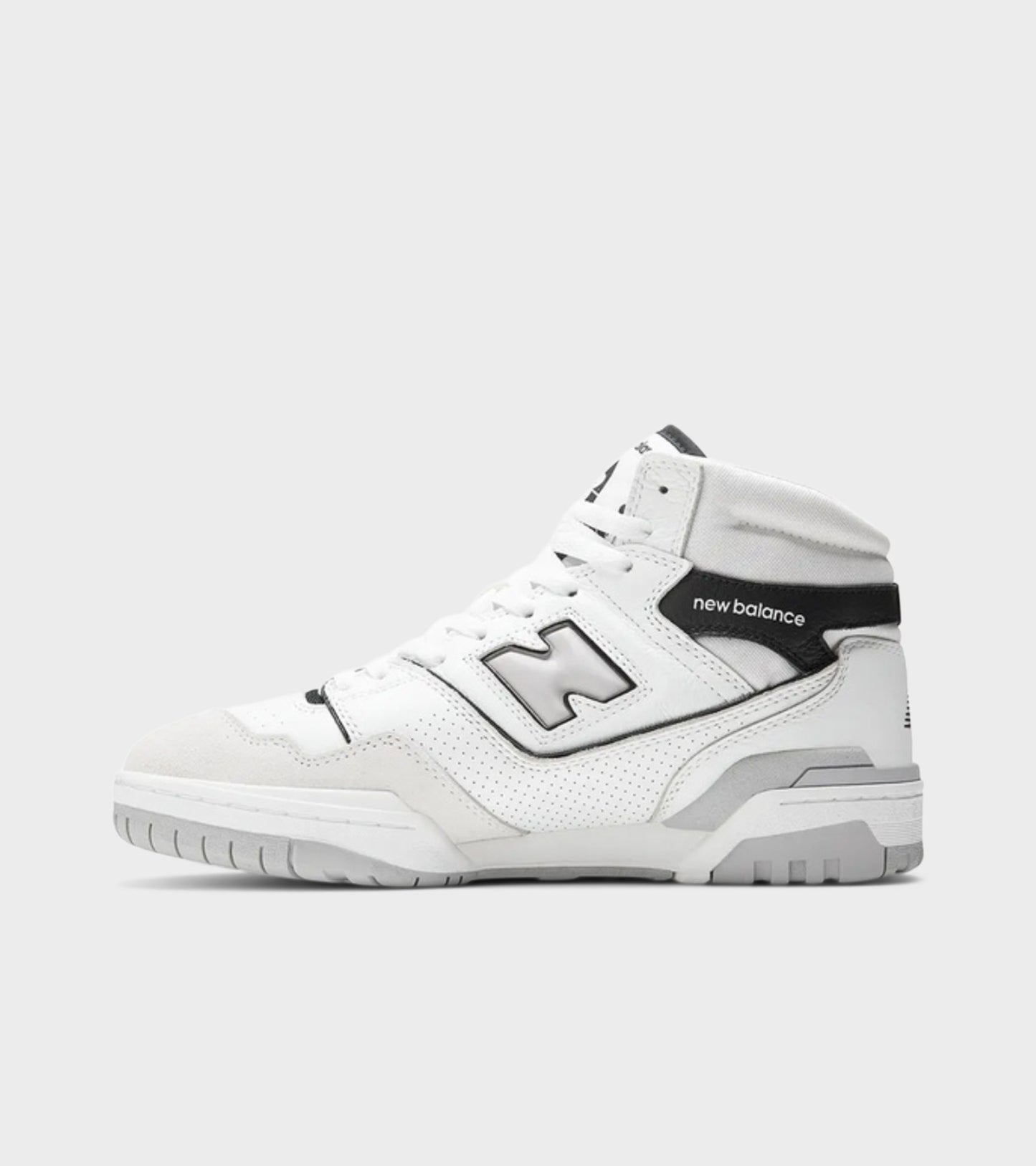 BB650RWH White/Black