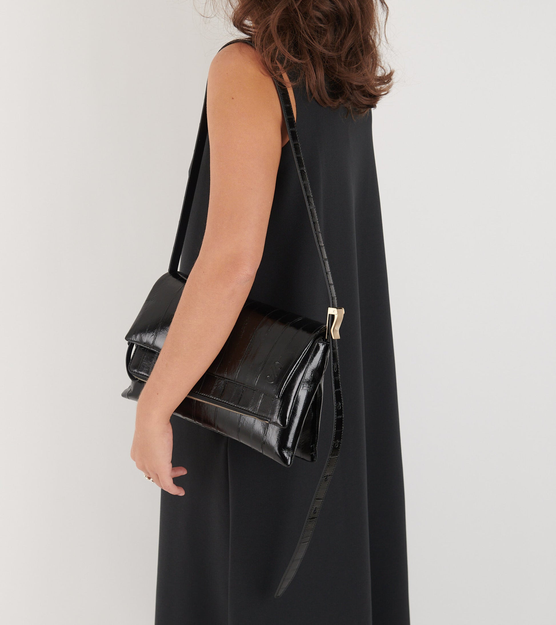 City Bag Eel Black