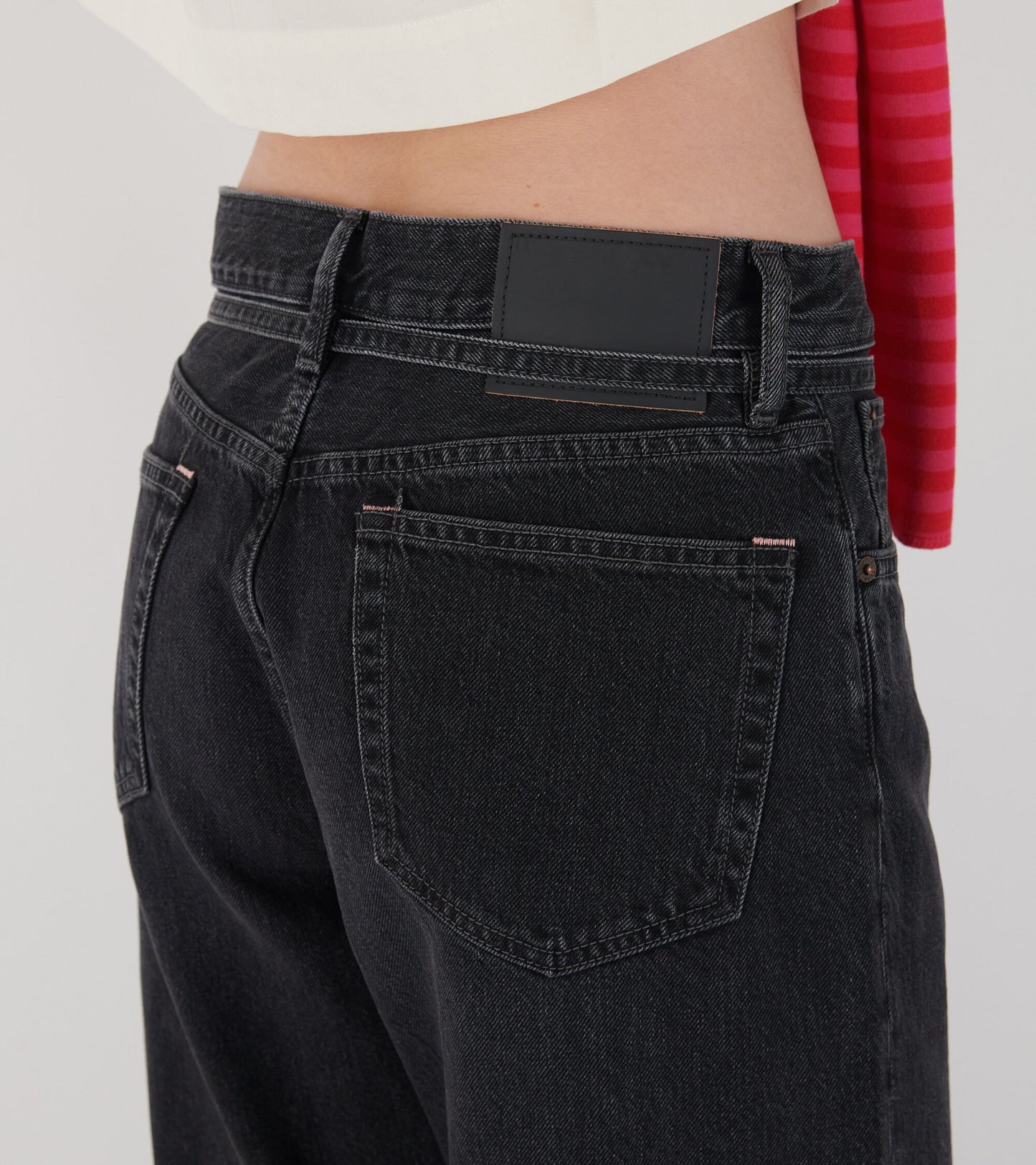 Loose Fit 1991 Toj Jeans Black