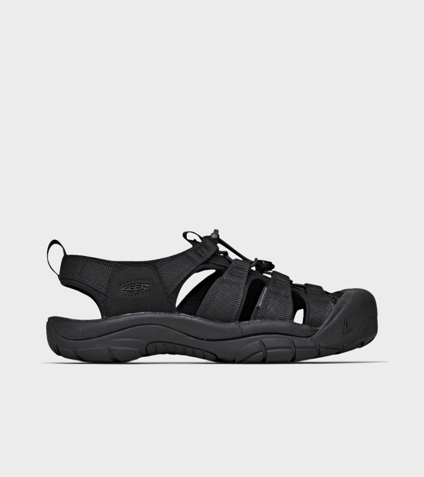 Newport H2 W Triple Black