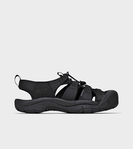 Newport H2 W Triple Black