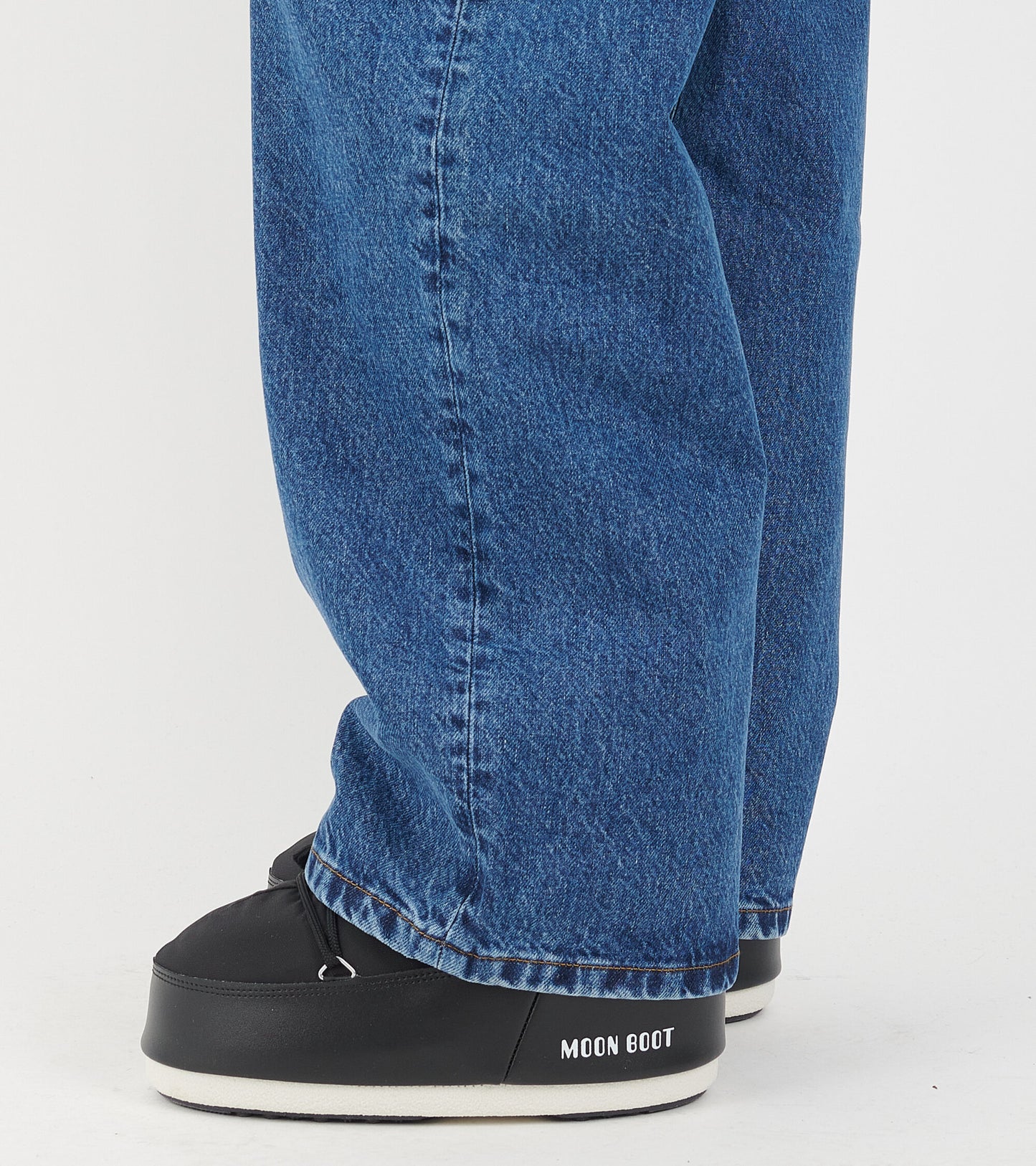 Moon Boot Icon Low Nylon Black