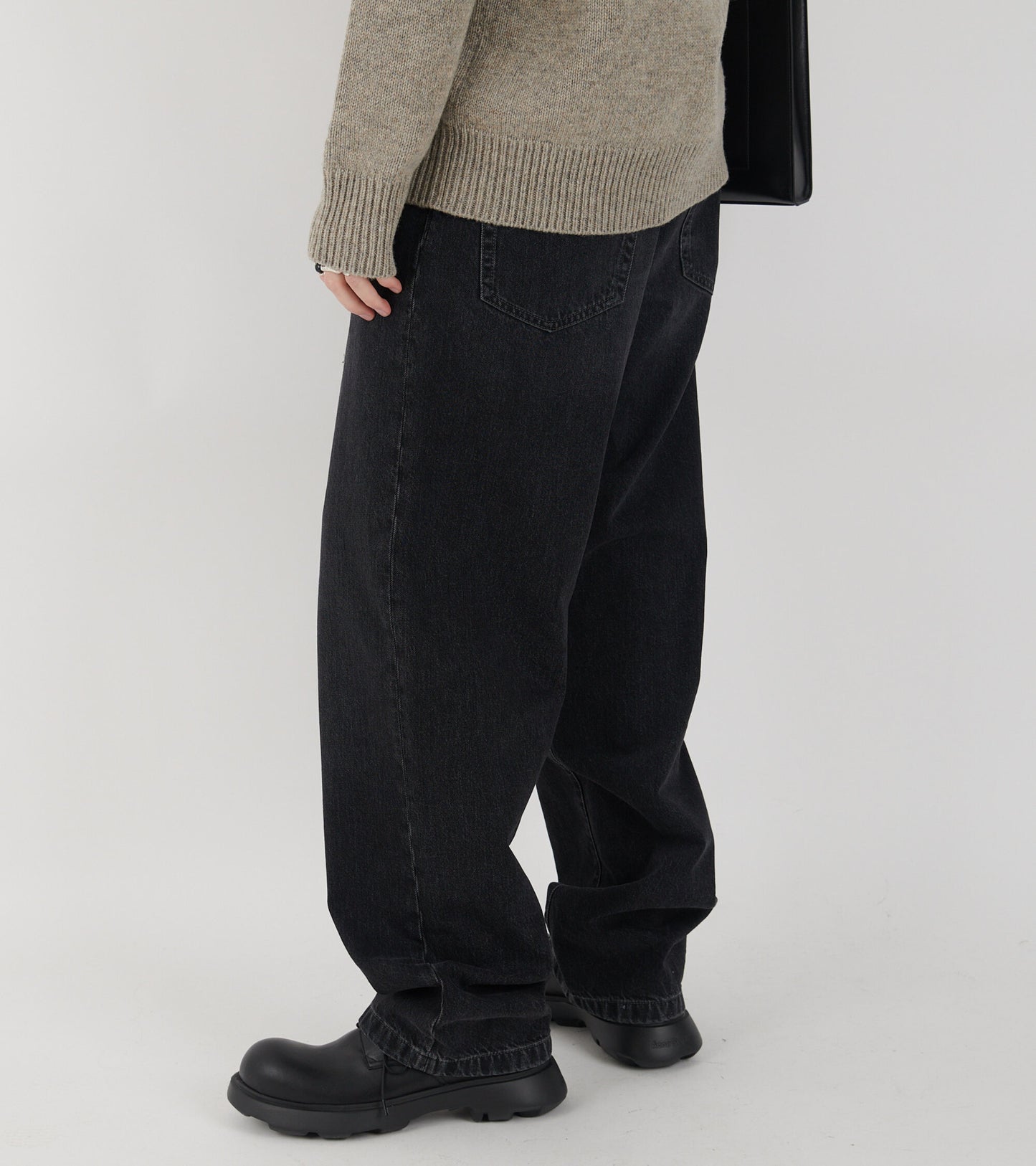 Loose Fit 1991 Toj Jeans Black