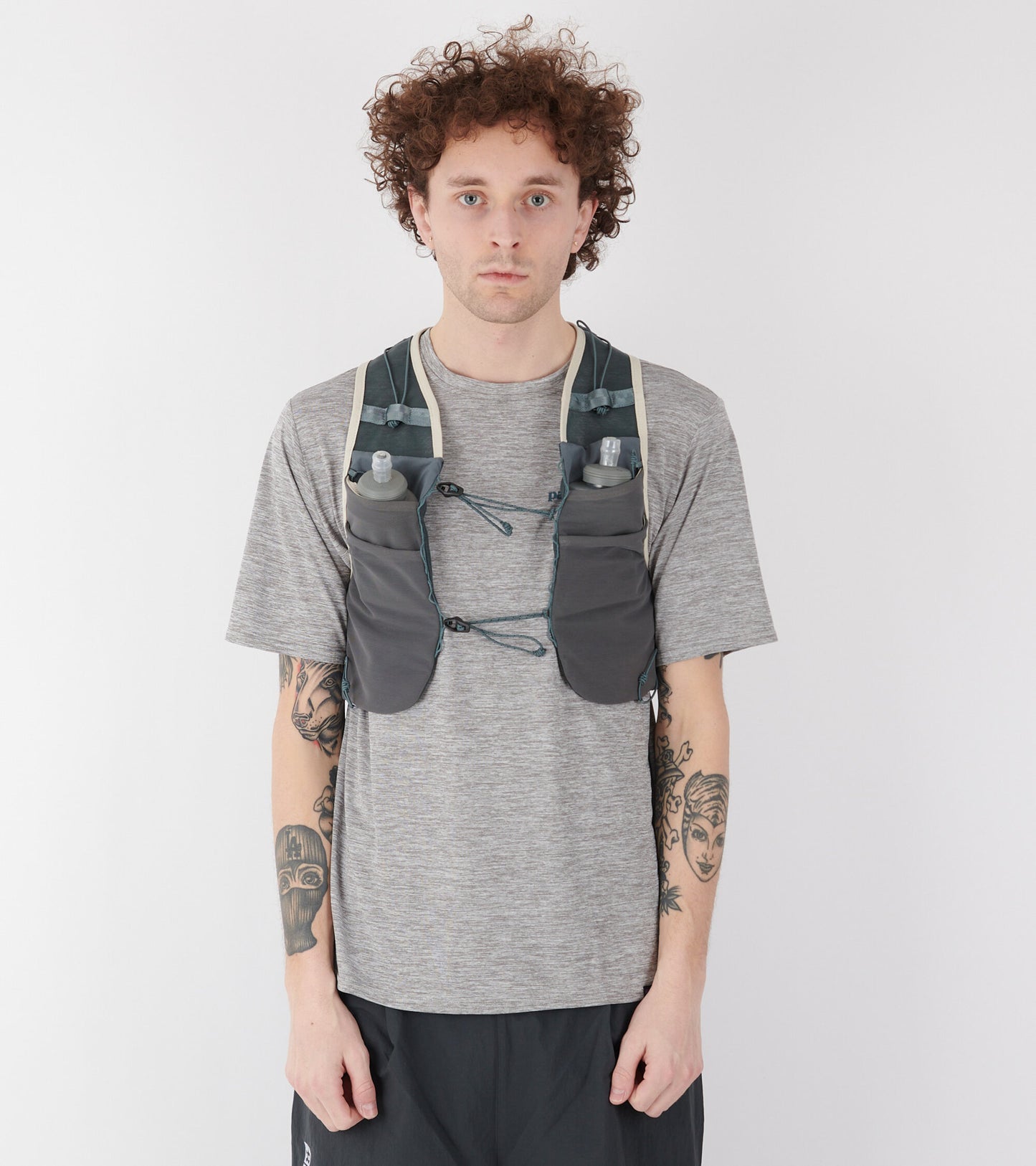 M's Cap Cool Daily Graphic Shirt Waters Feather Grey