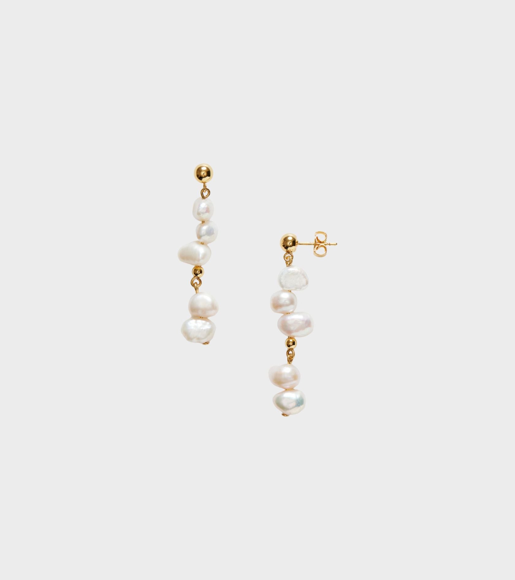 Pearly Drop Earring White