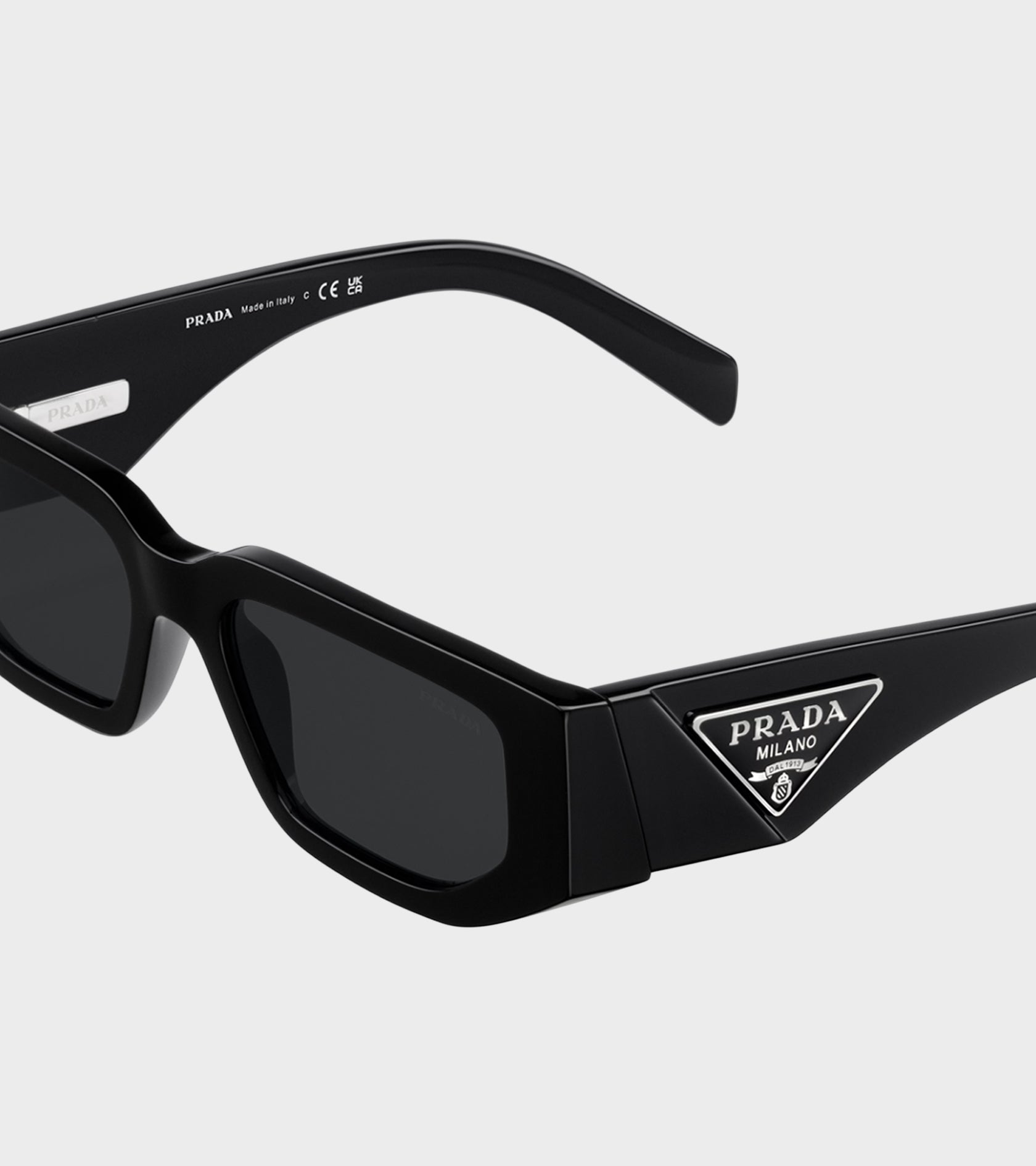 0PR 09ZS Black Dark Grey