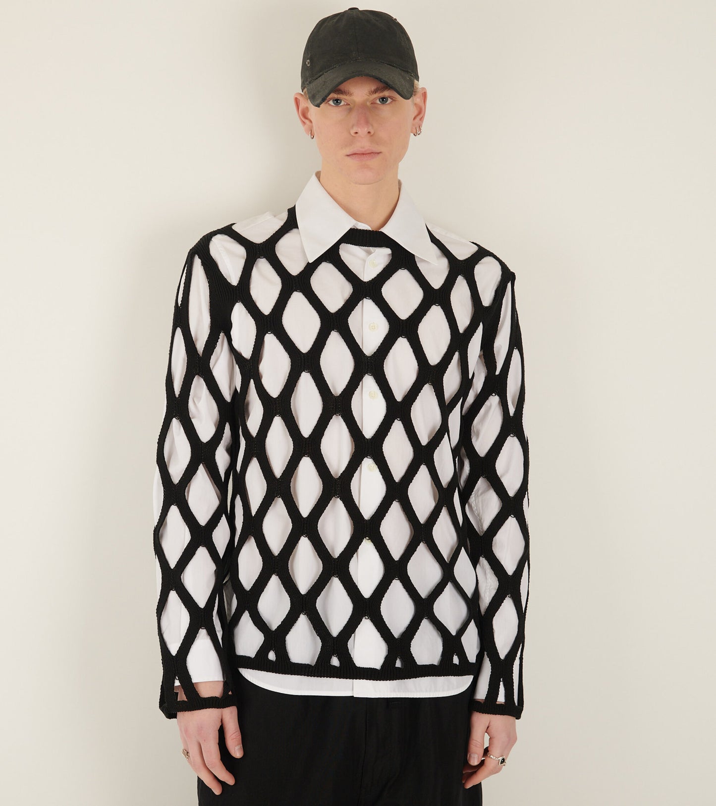 Hole Sweater Black