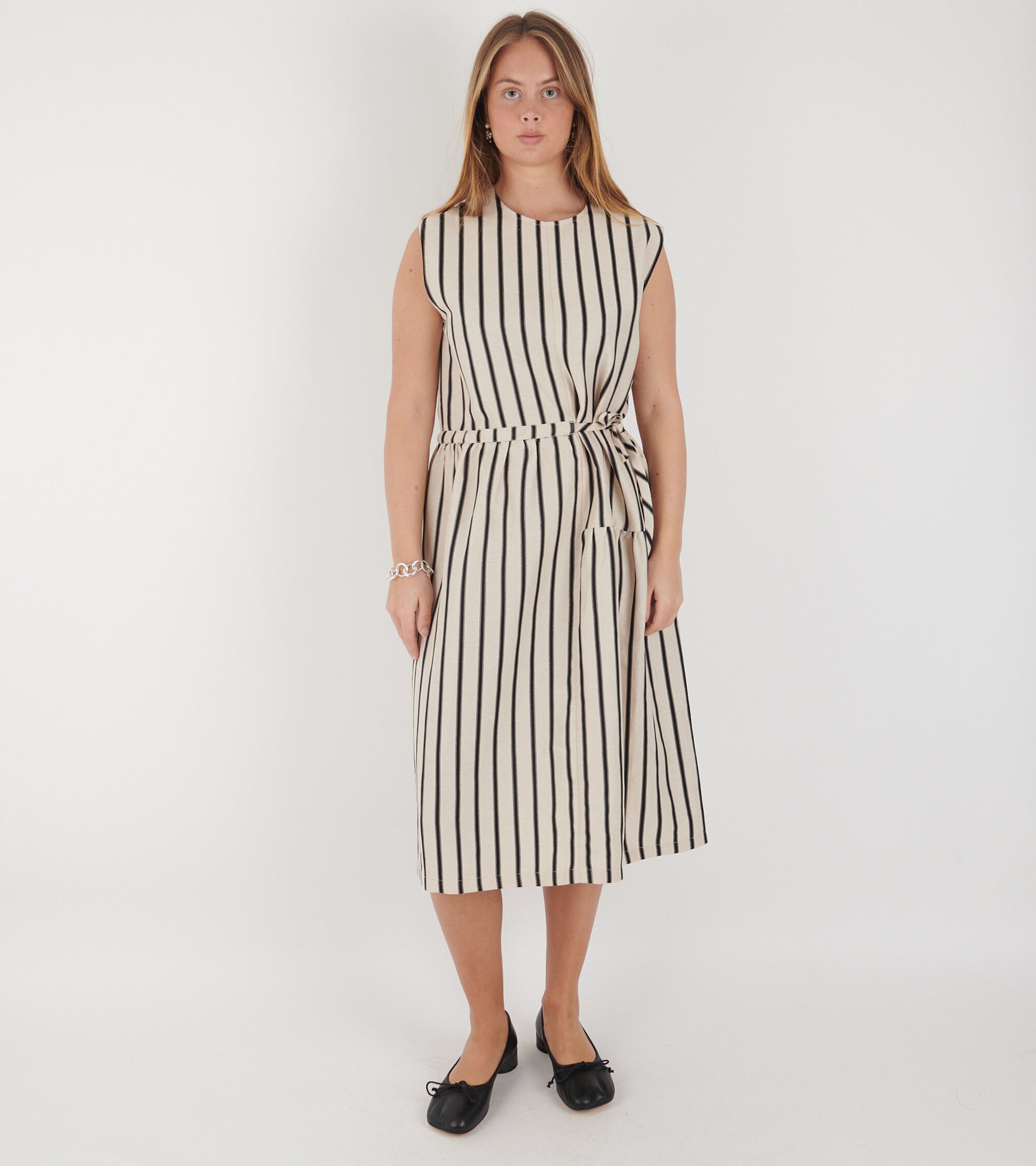 Mismatch Dress Creme Black Stripe